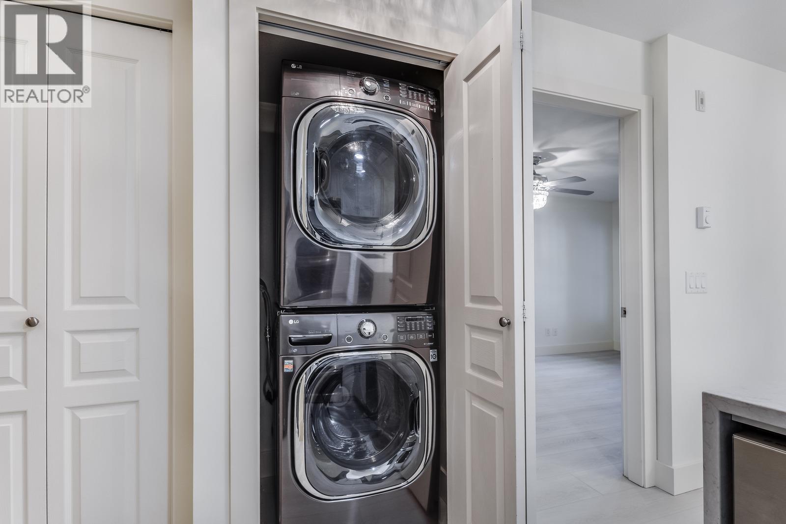 432 1099 Sunset Drive, Kelowna