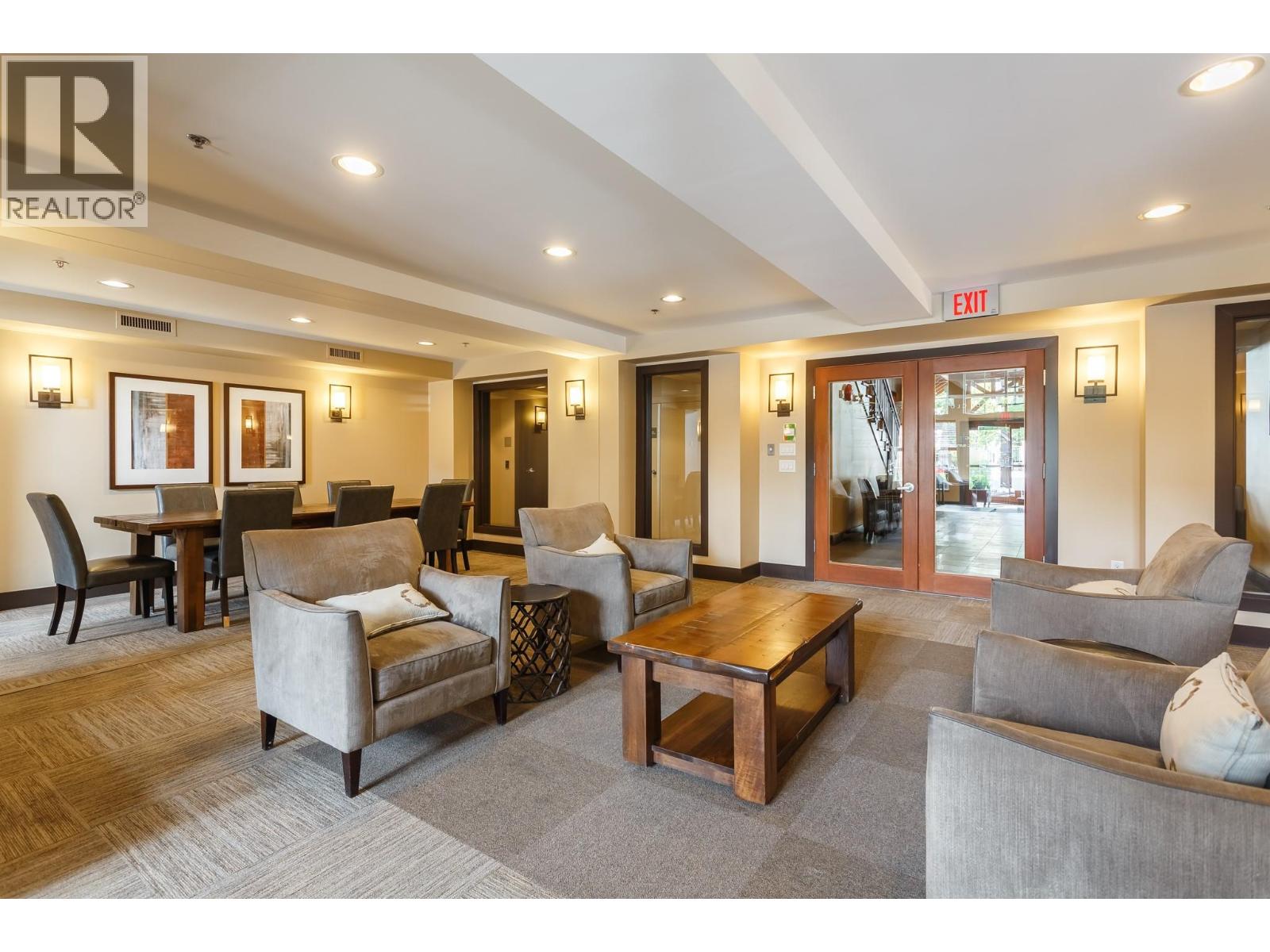 432 1099 Sunset Drive, Kelowna