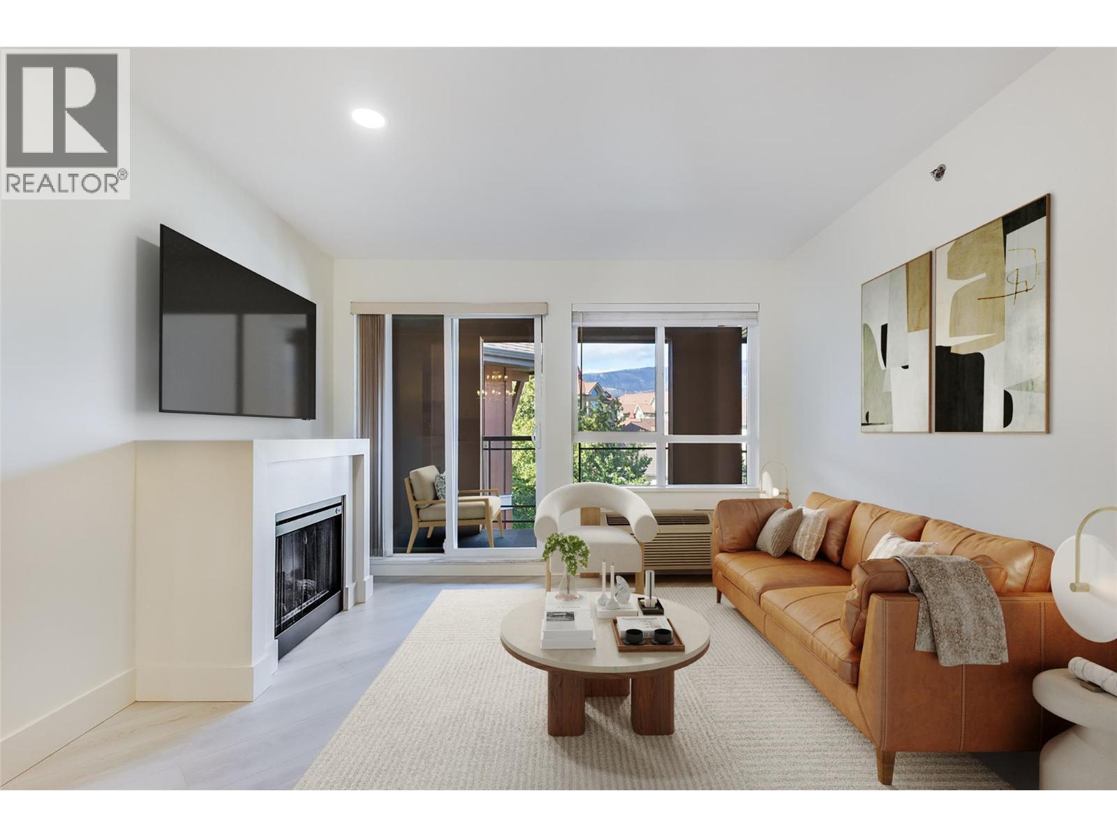 432 1099 Sunset Drive, Kelowna