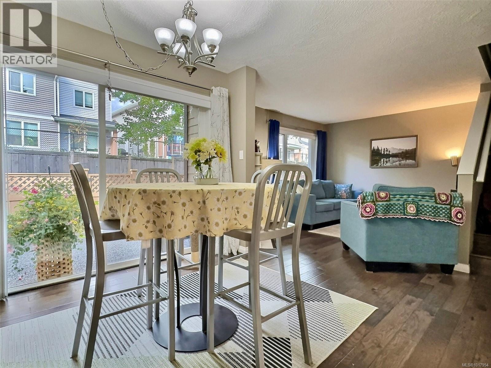 1652 Creekside Dr, Nanaimo