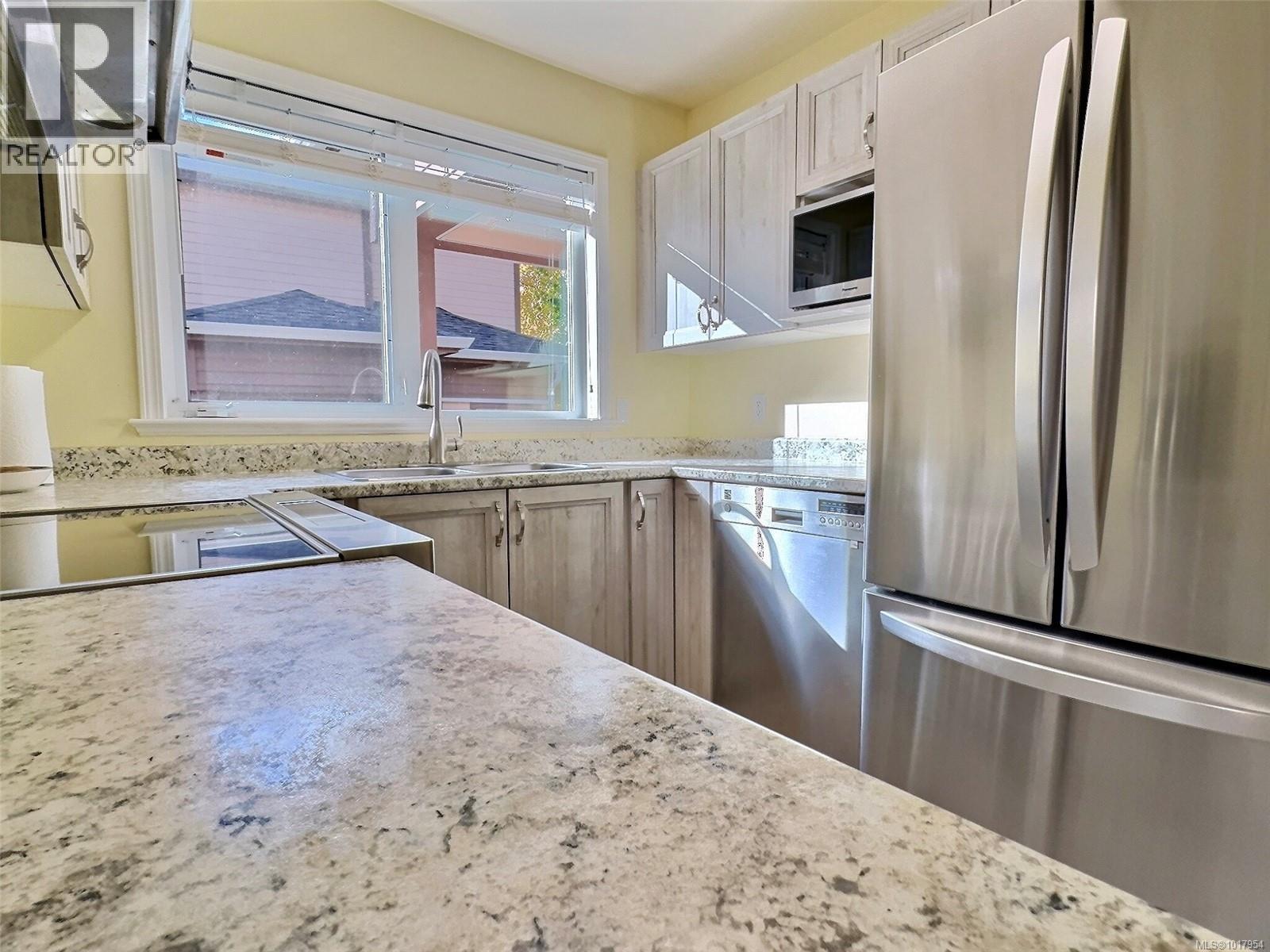 1652 Creekside Dr, Nanaimo