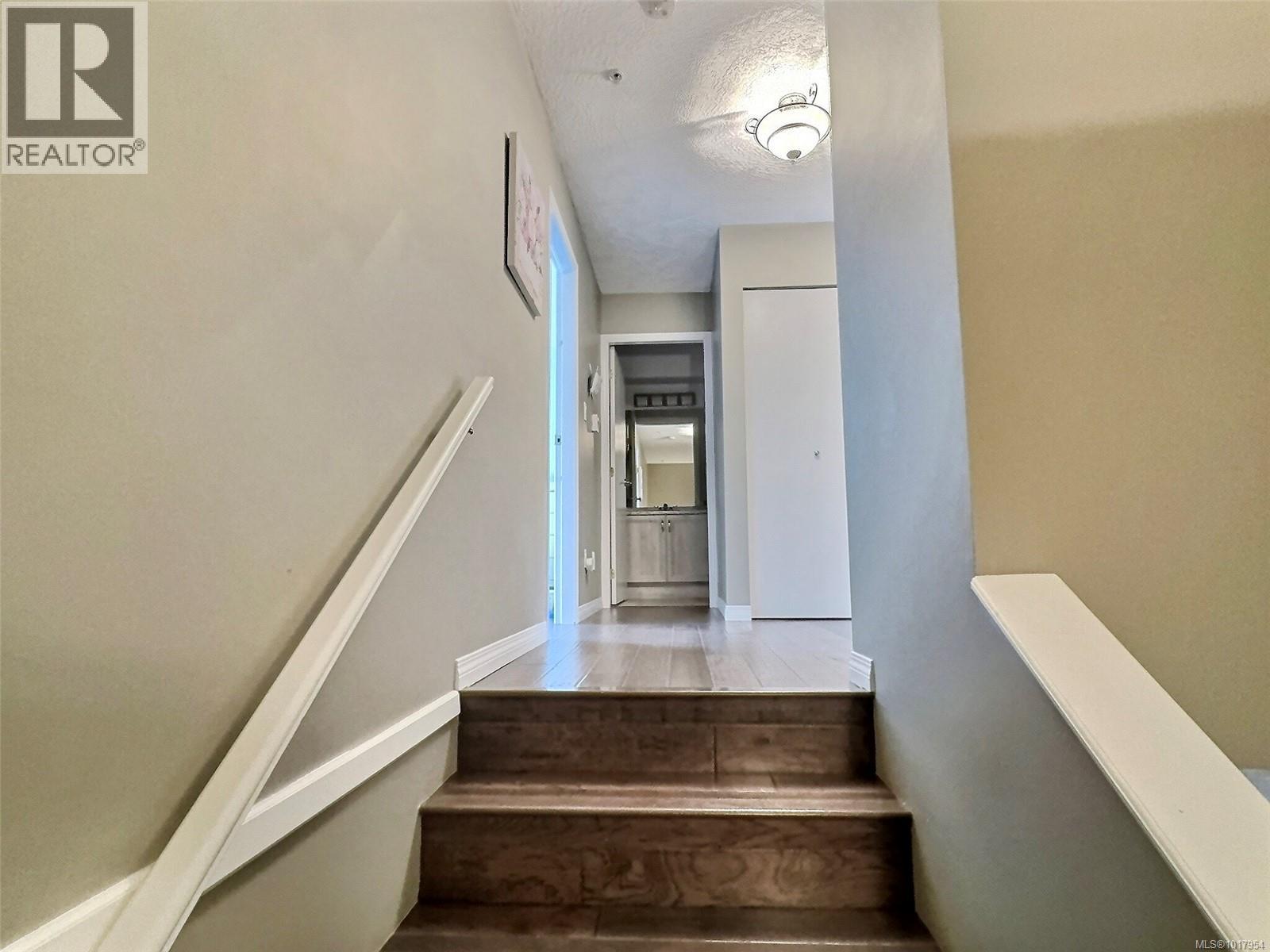 1652 Creekside Dr, Nanaimo