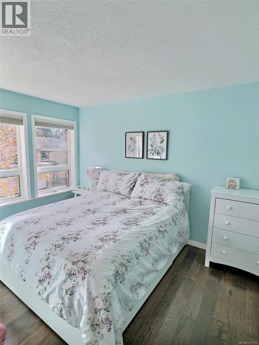 1652 Creekside Dr, Nanaimo