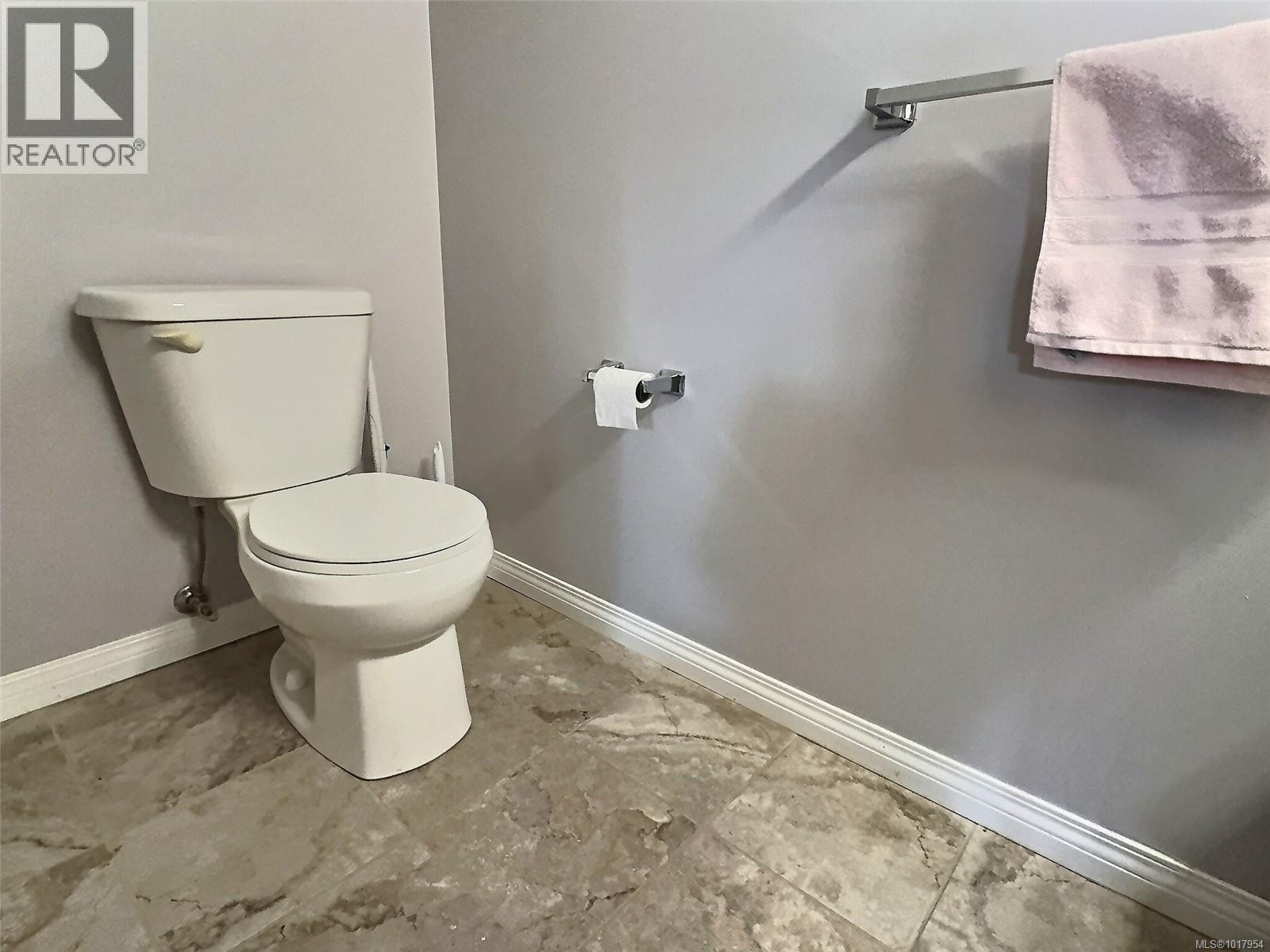 1652 Creekside Dr, Nanaimo