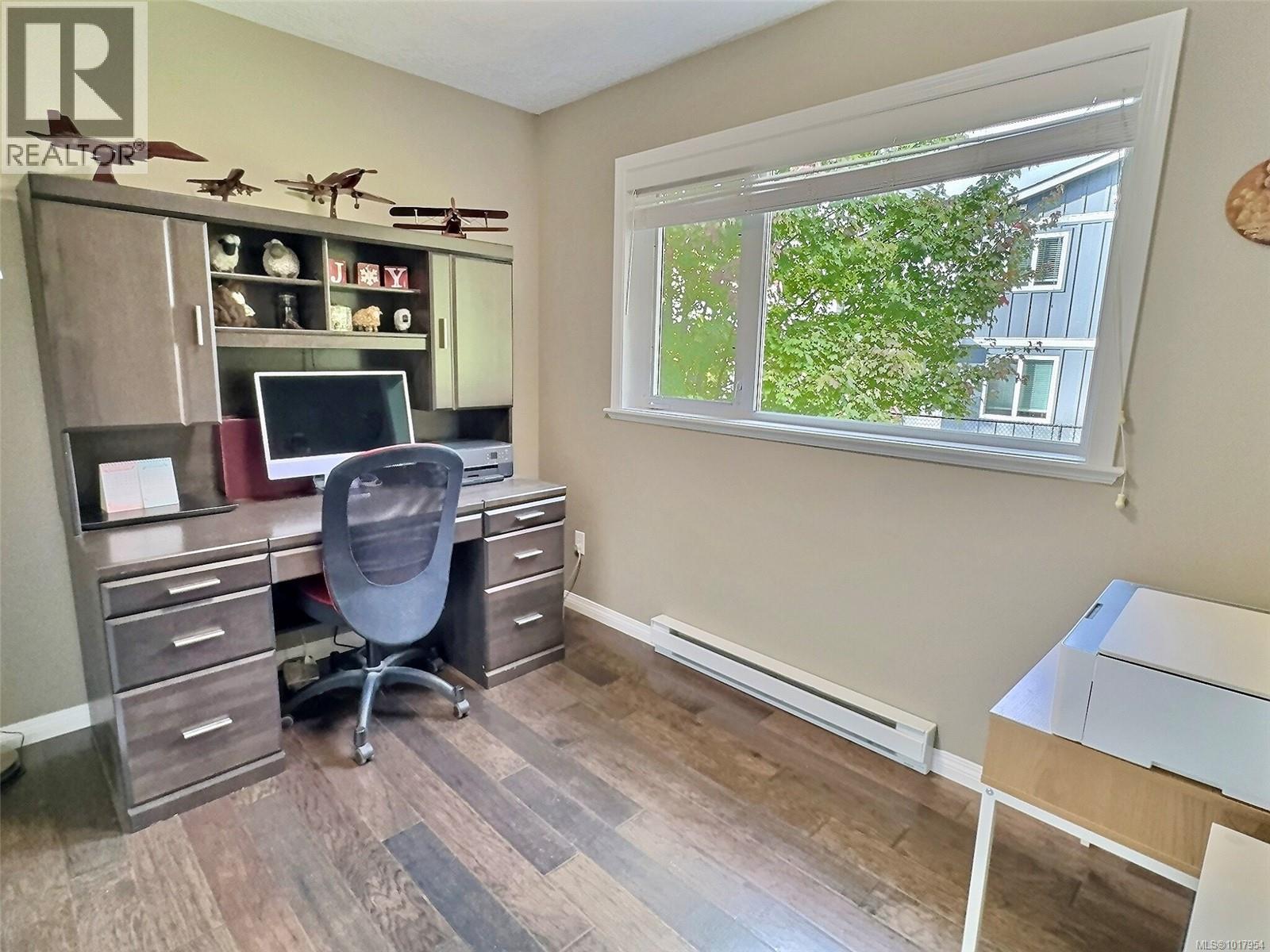 1652 Creekside Dr, Nanaimo