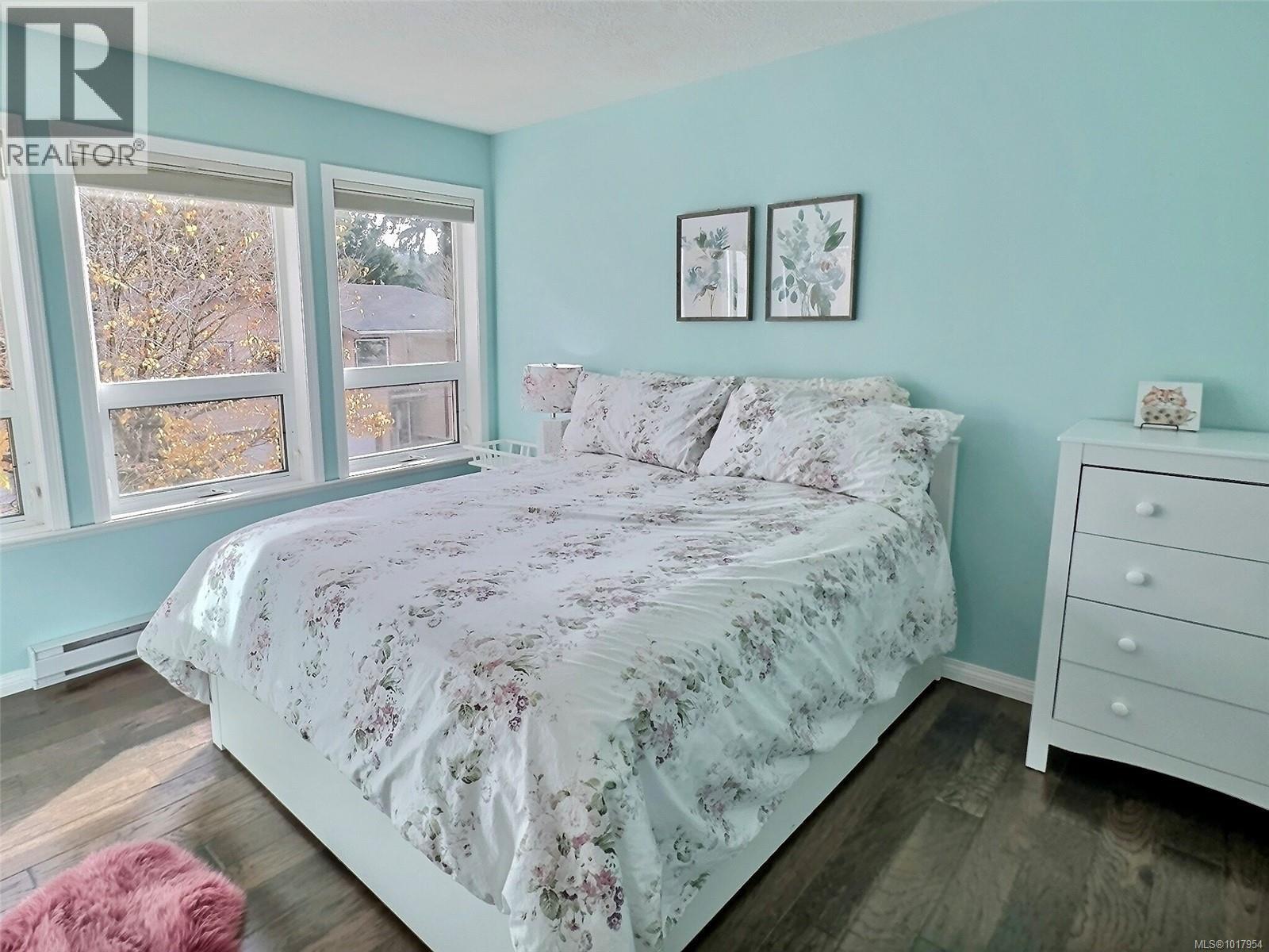 1652 Creekside Dr, Nanaimo