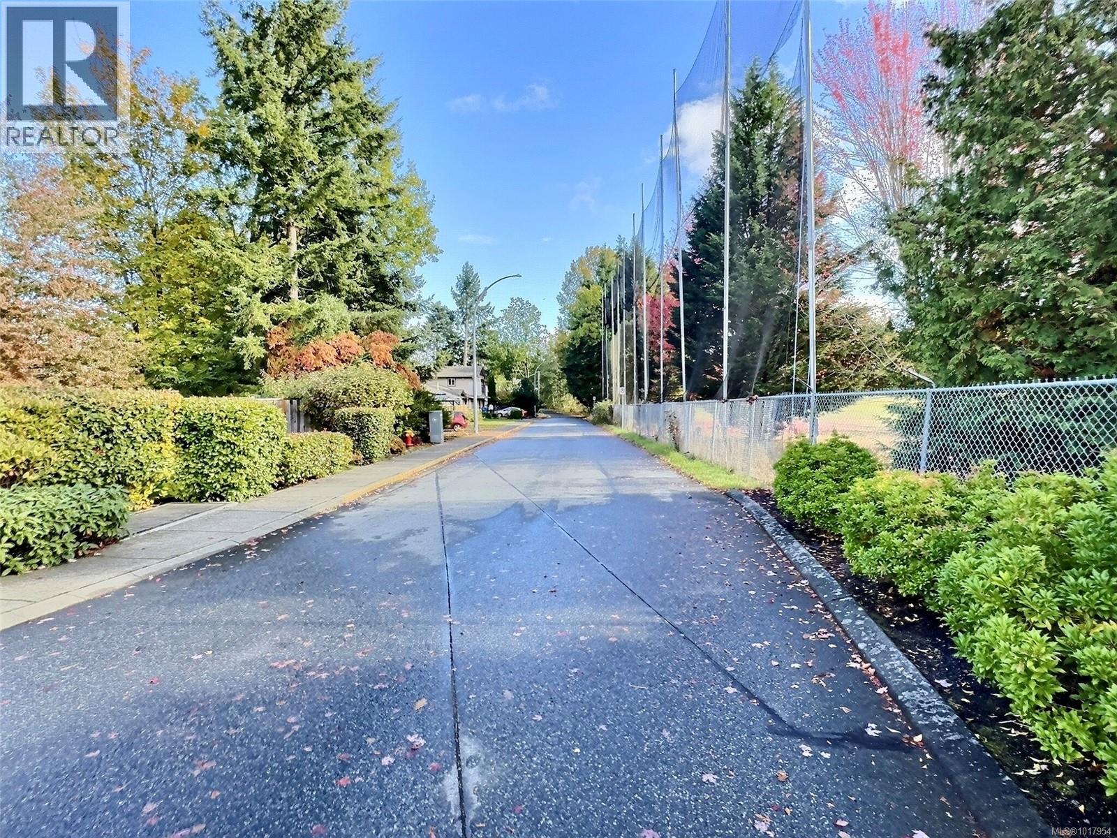 1652 Creekside Dr, Nanaimo