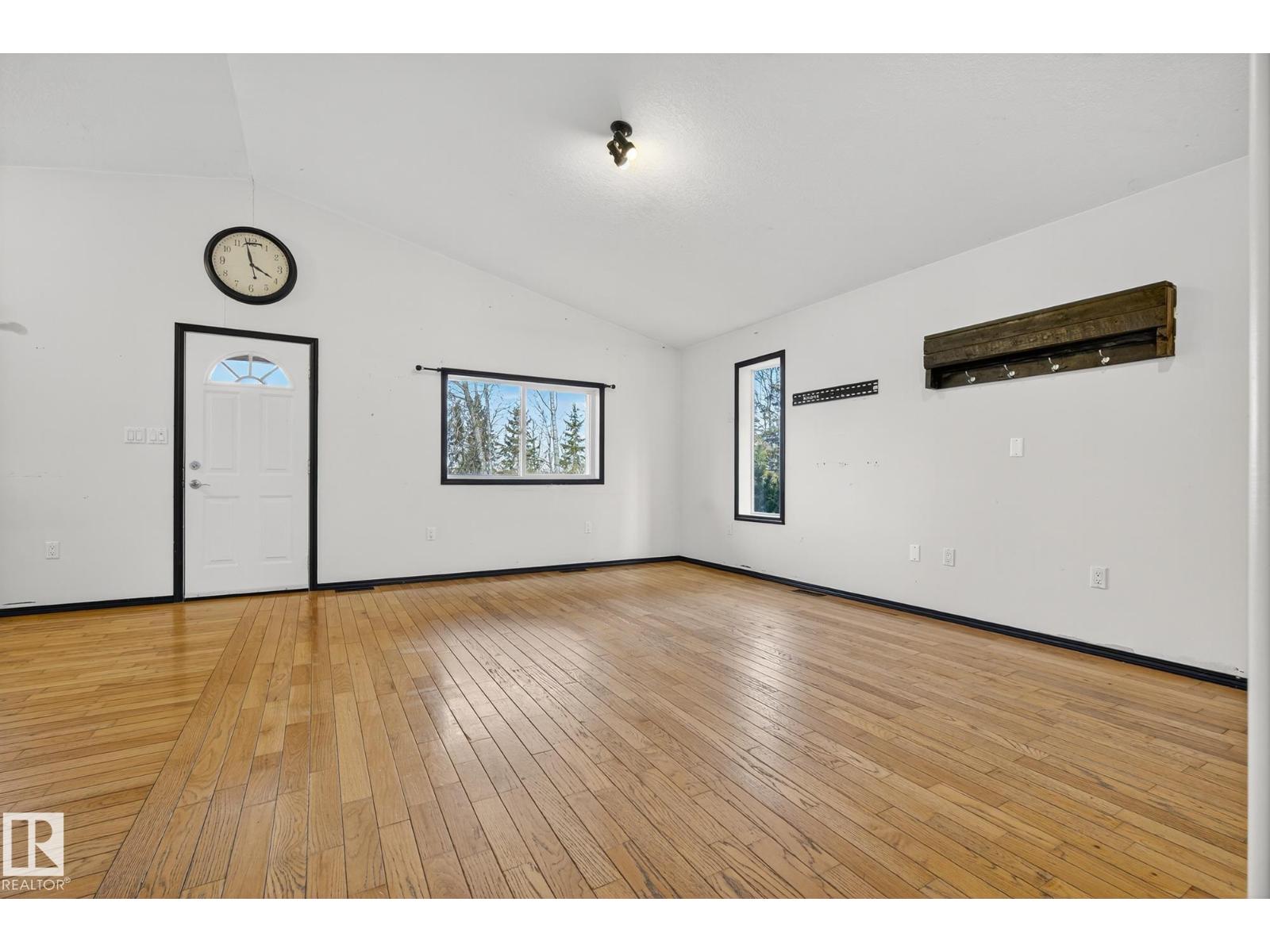 11 6020 TWP 534, Rural Parkland County