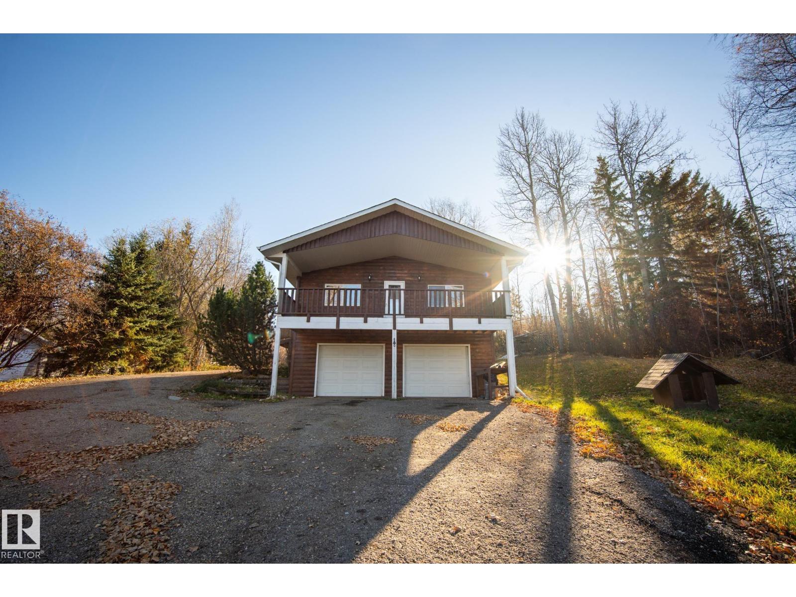 11 6020 TWP 534, Rural Parkland County