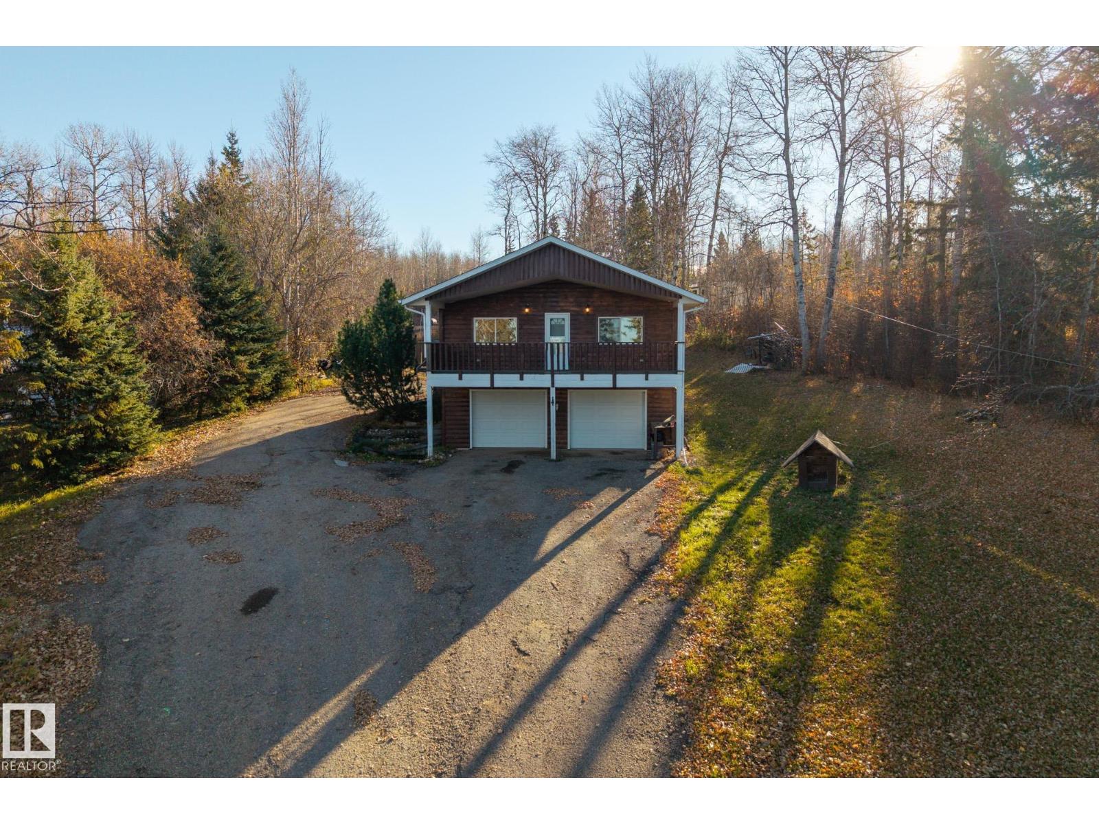11 6020 TWP 534, Rural Parkland County