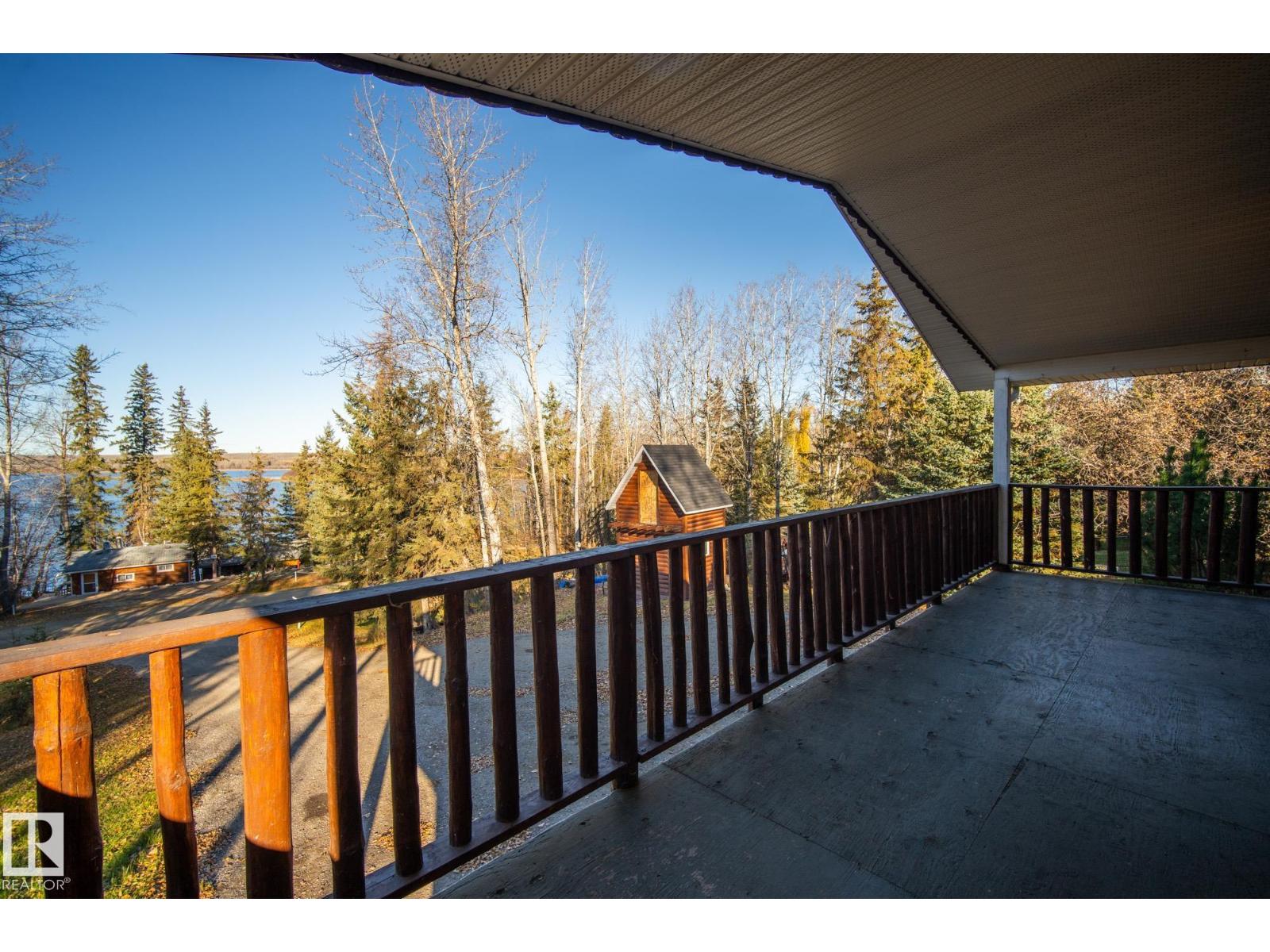 11 6020 TWP 534, Rural Parkland County