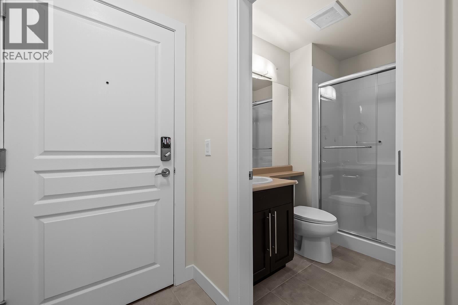 431 1099 Sunset Drive, Kelowna