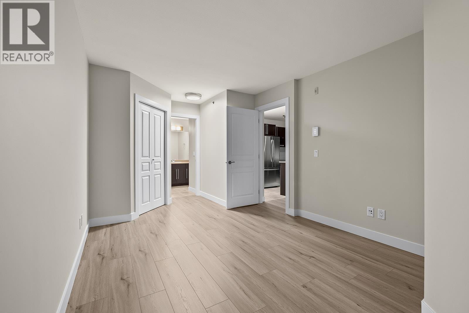 431 1099 Sunset Drive, Kelowna