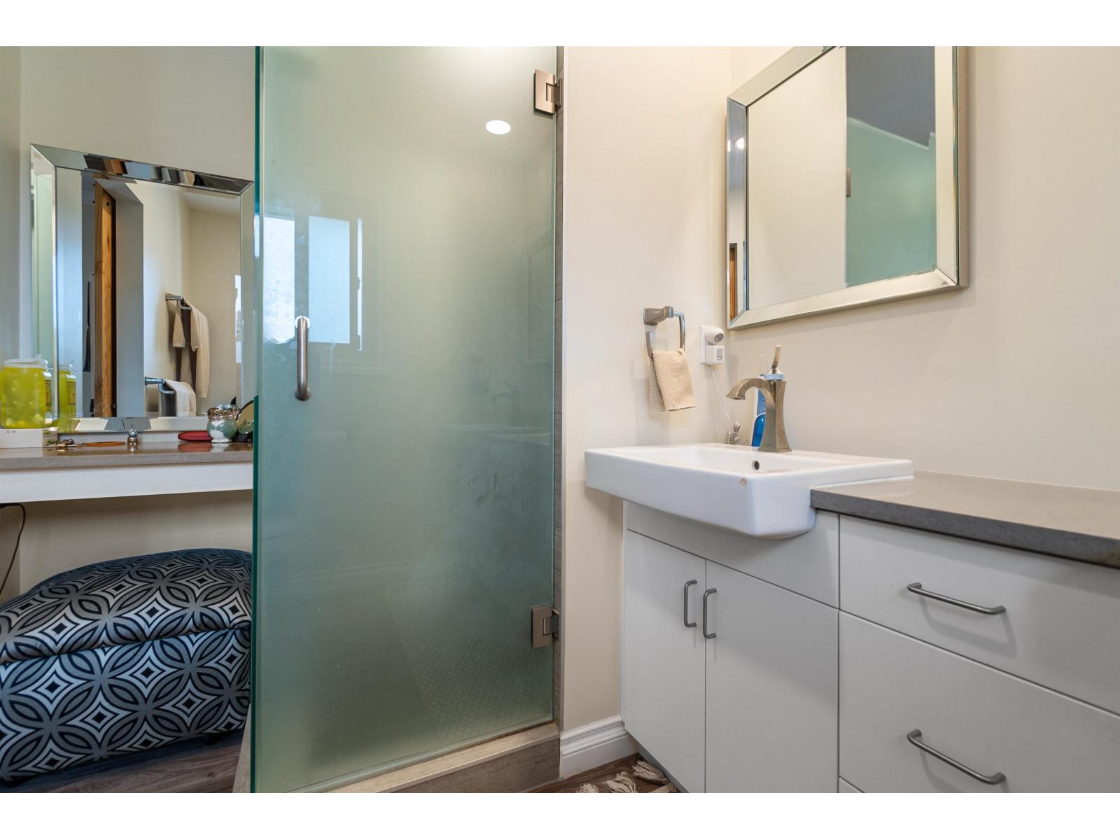 9598 JOHNSON STREET, Chilliwack Proper East, Chilliwack