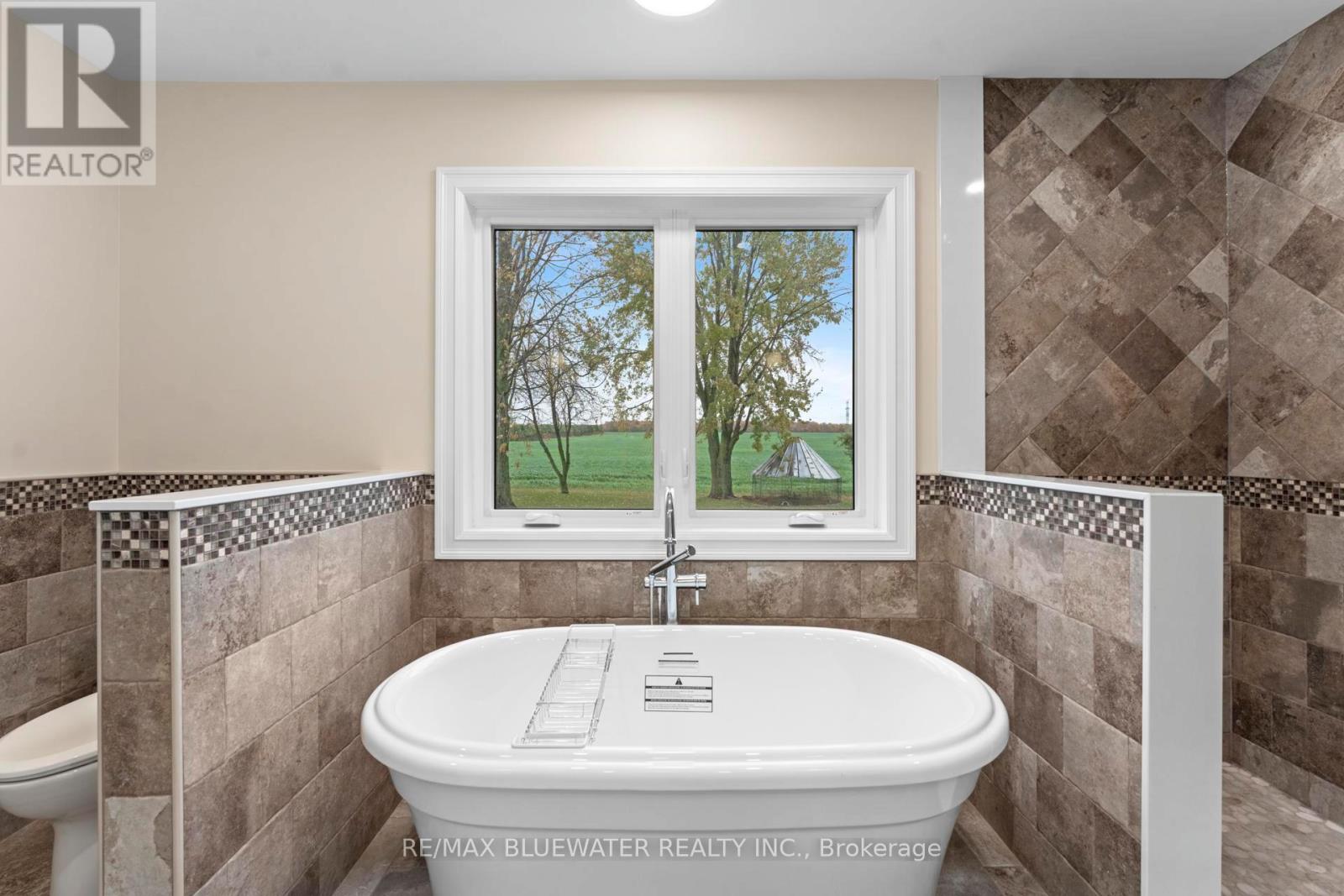 Ensuite Bath