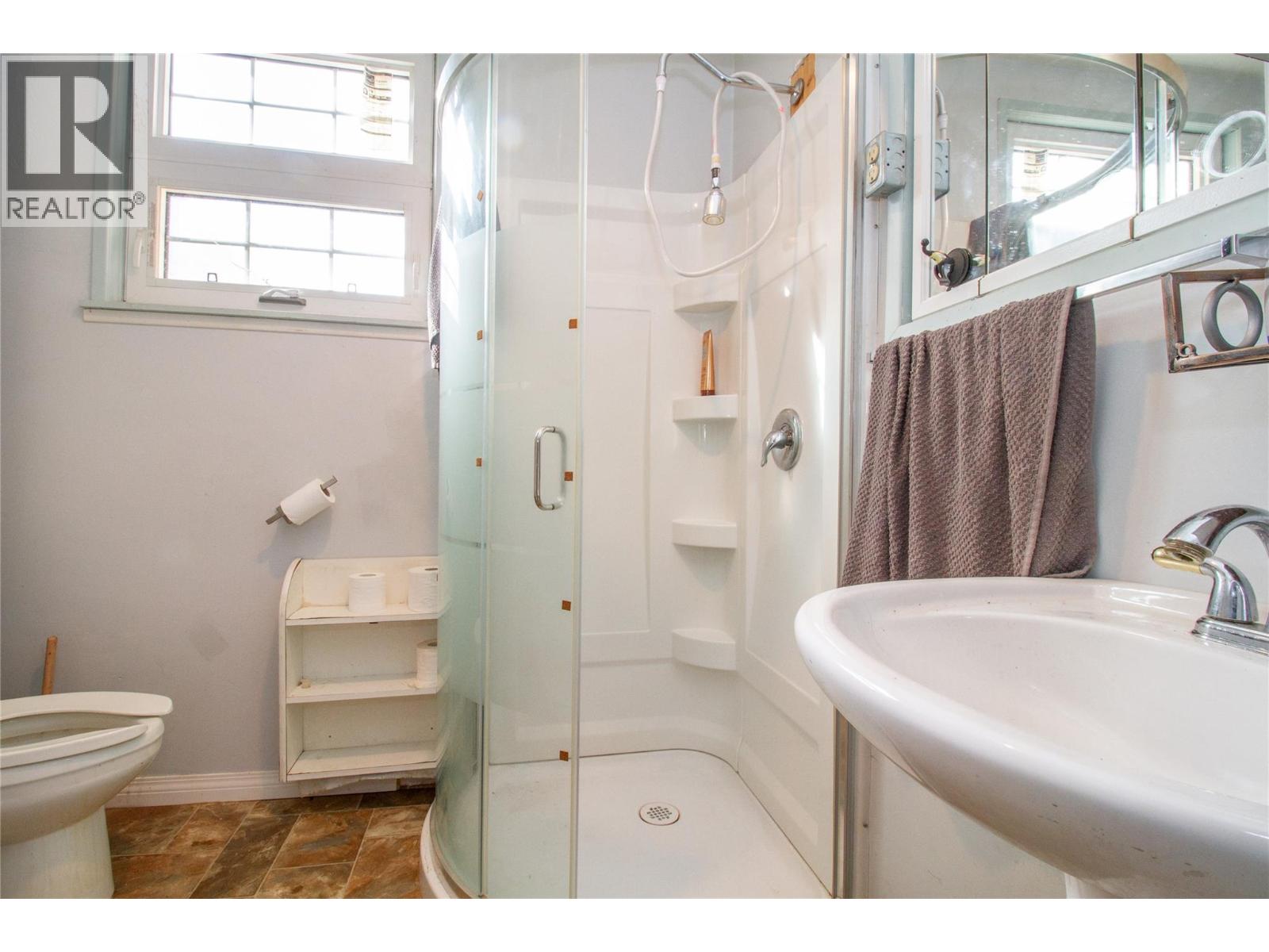 419 First Street, Revelstoke