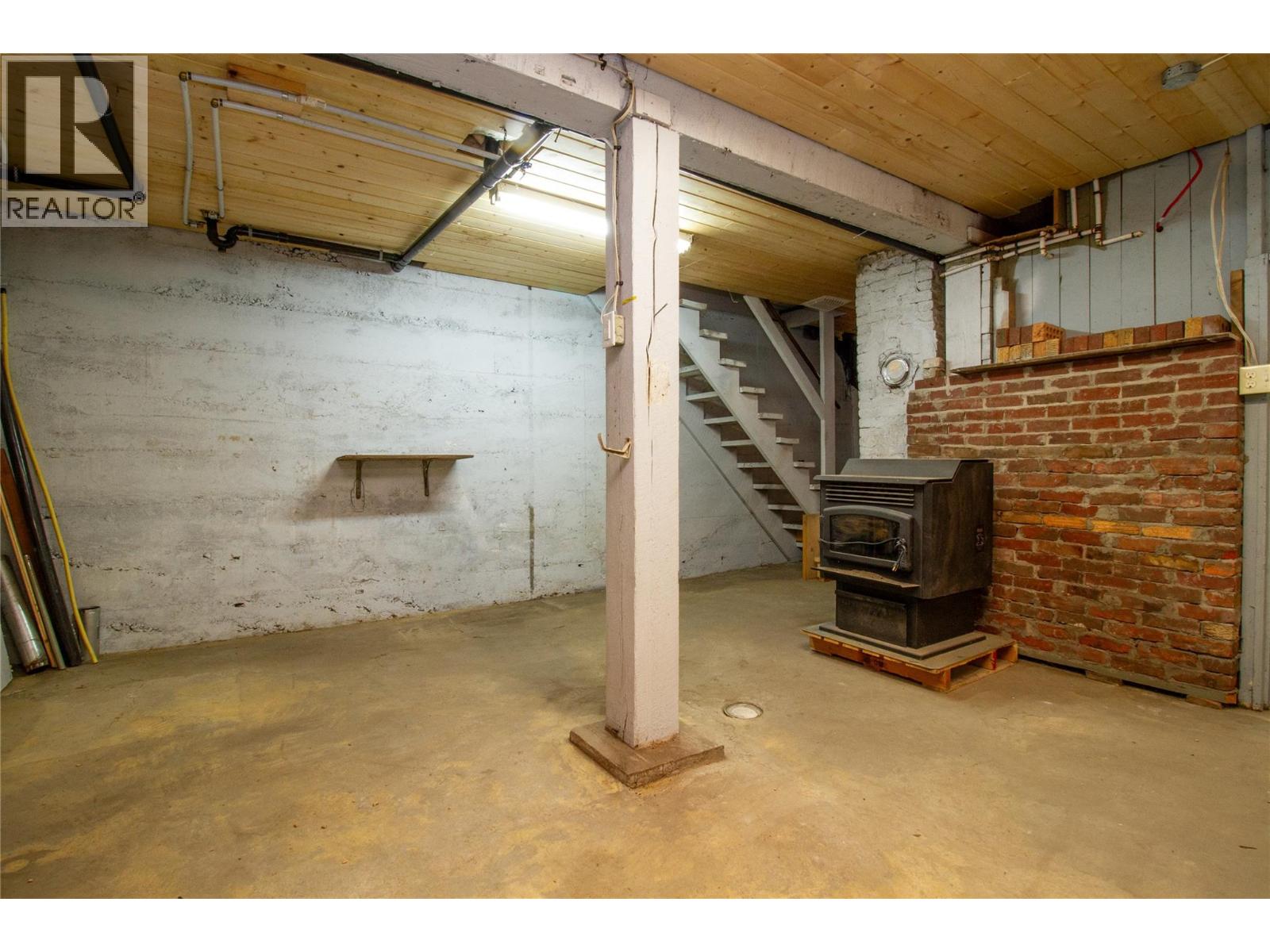 419 First Street, Revelstoke