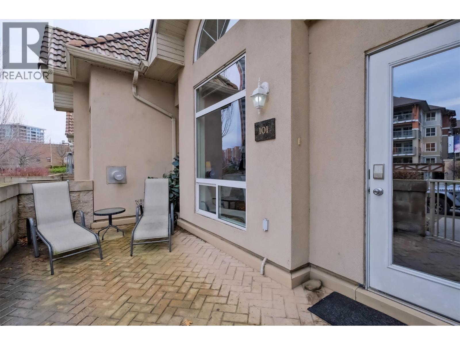 101 1128 Sunset Drive, Kelowna