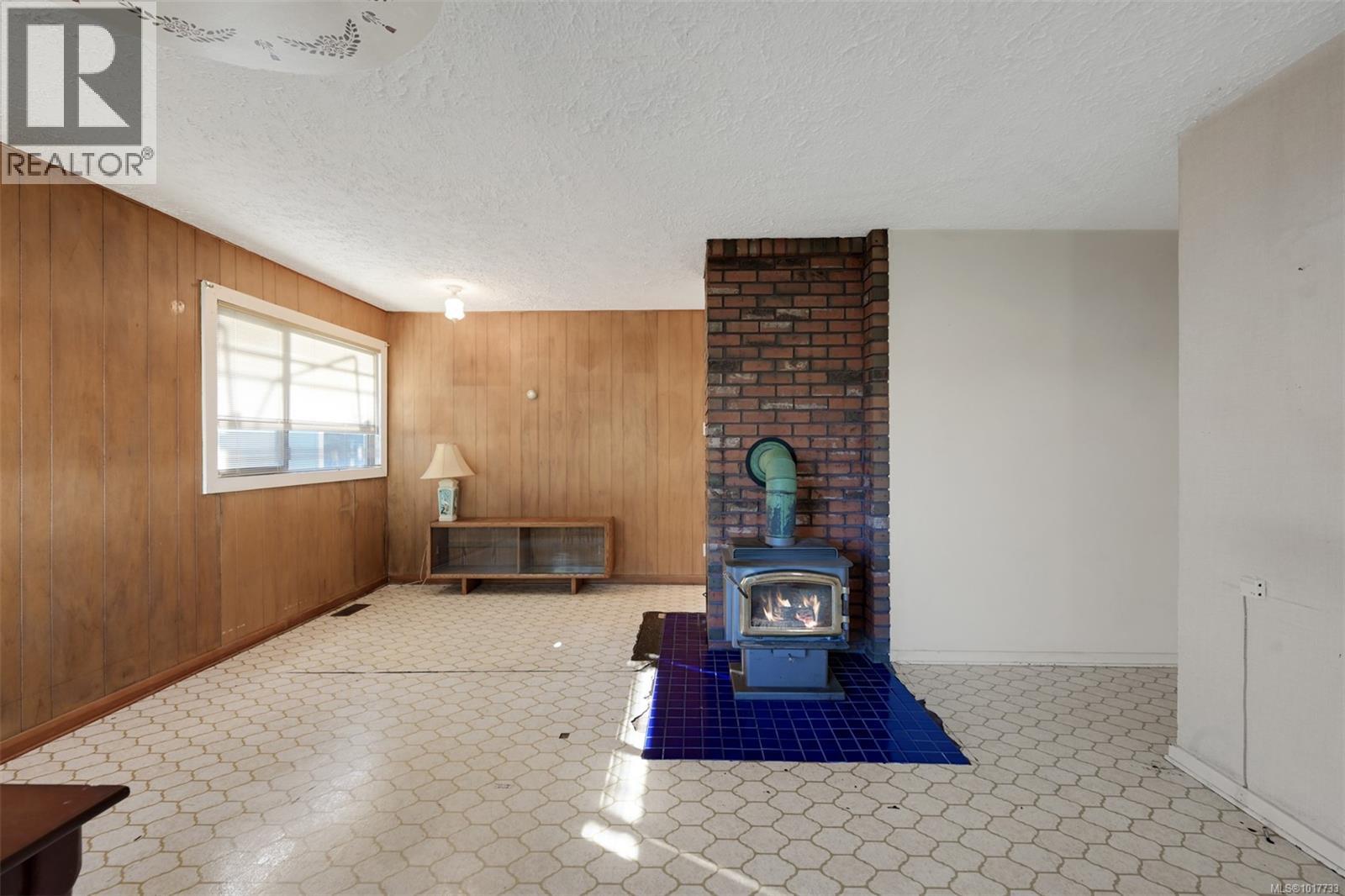  2336 Howard Street, Victoria