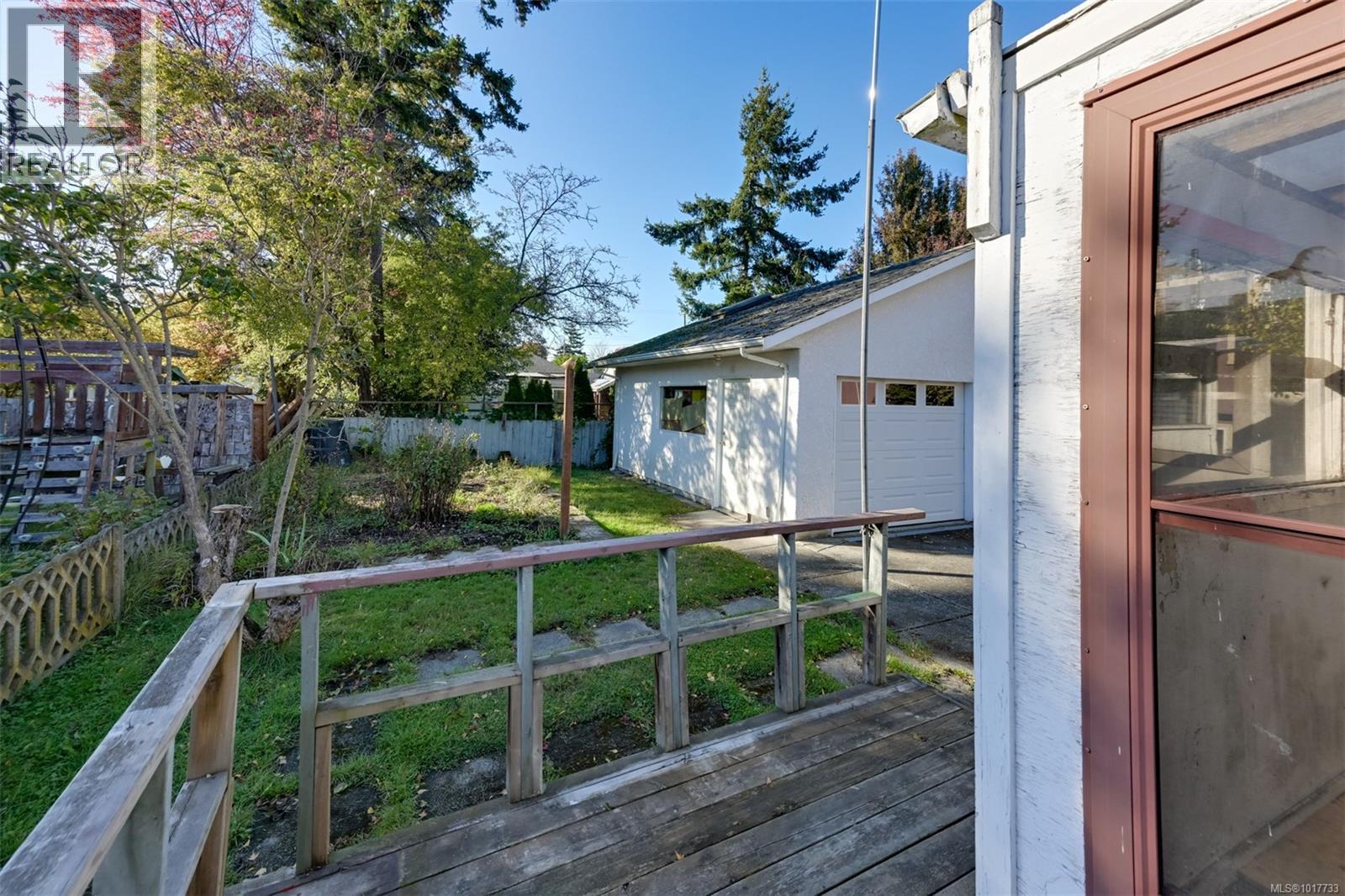 2336 Howard Street, Victoria