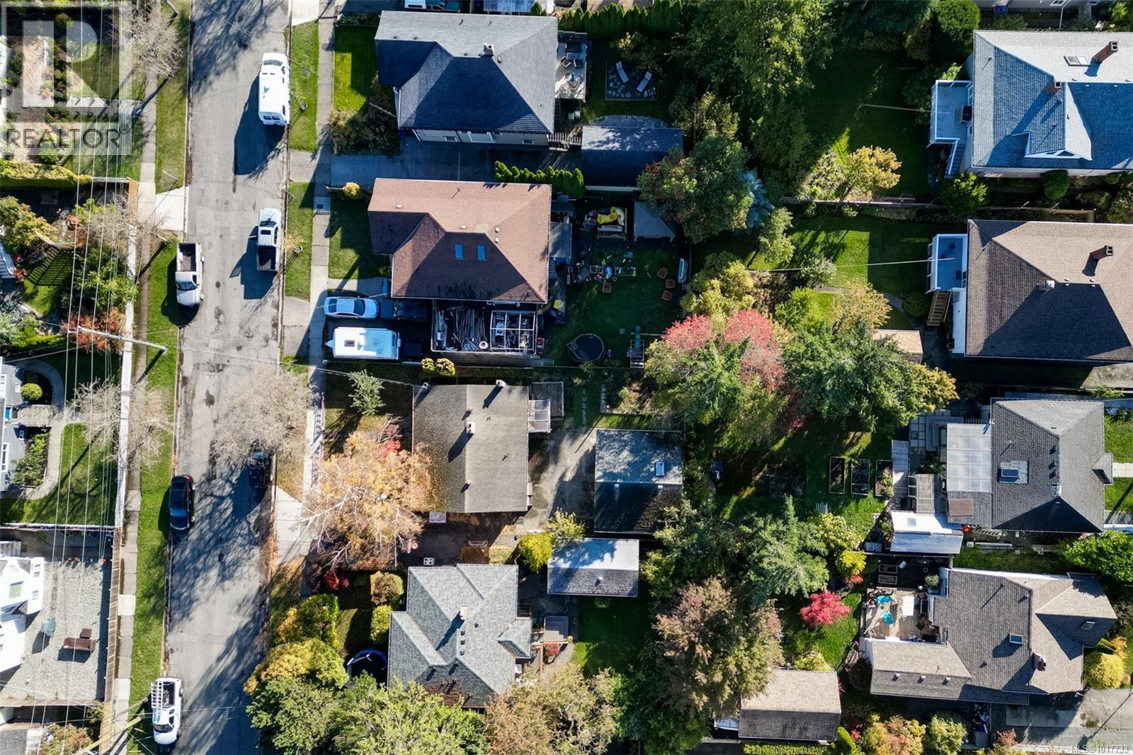  2336 Howard Street, Victoria
