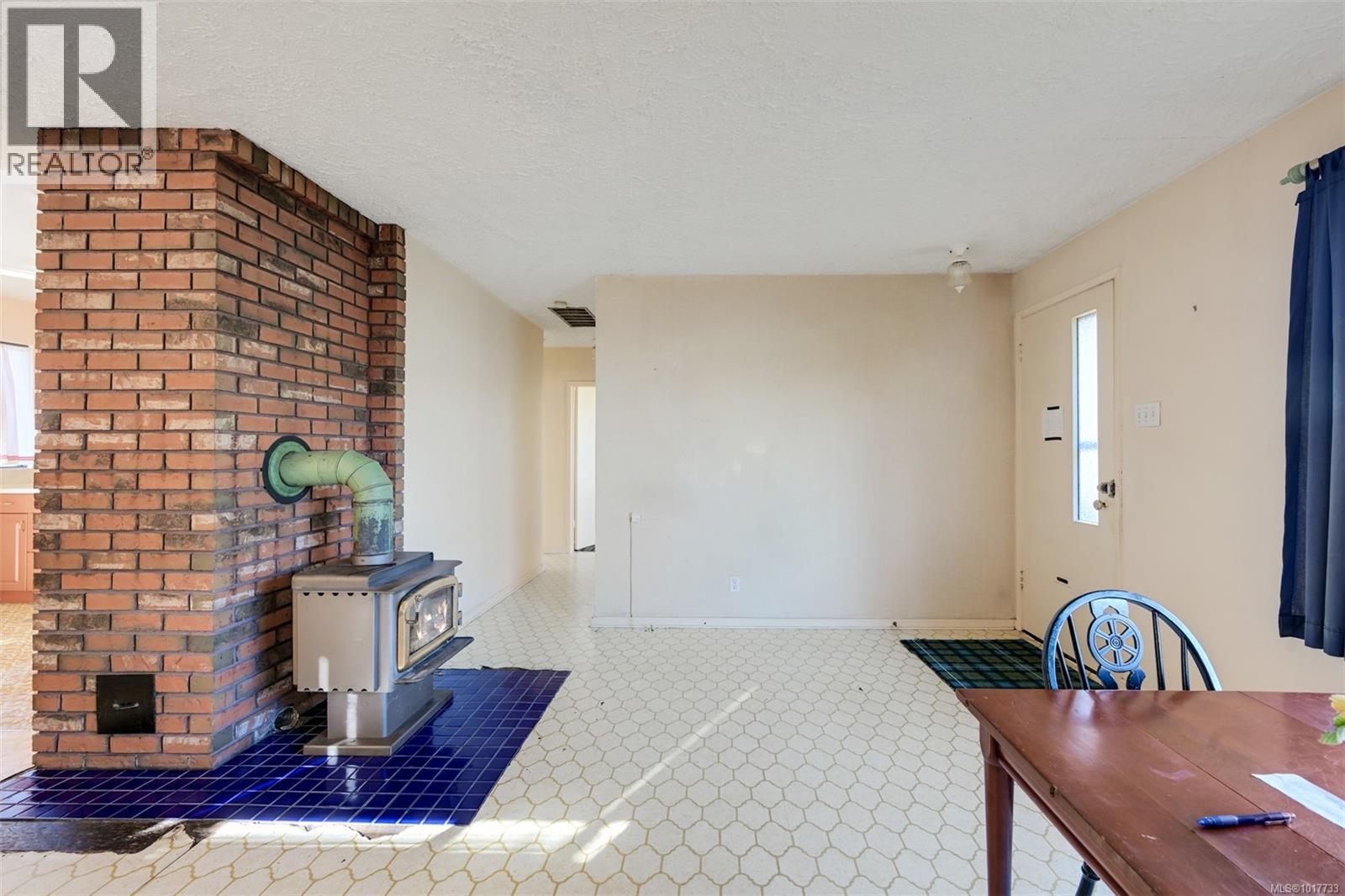  2336 Howard Street, Victoria