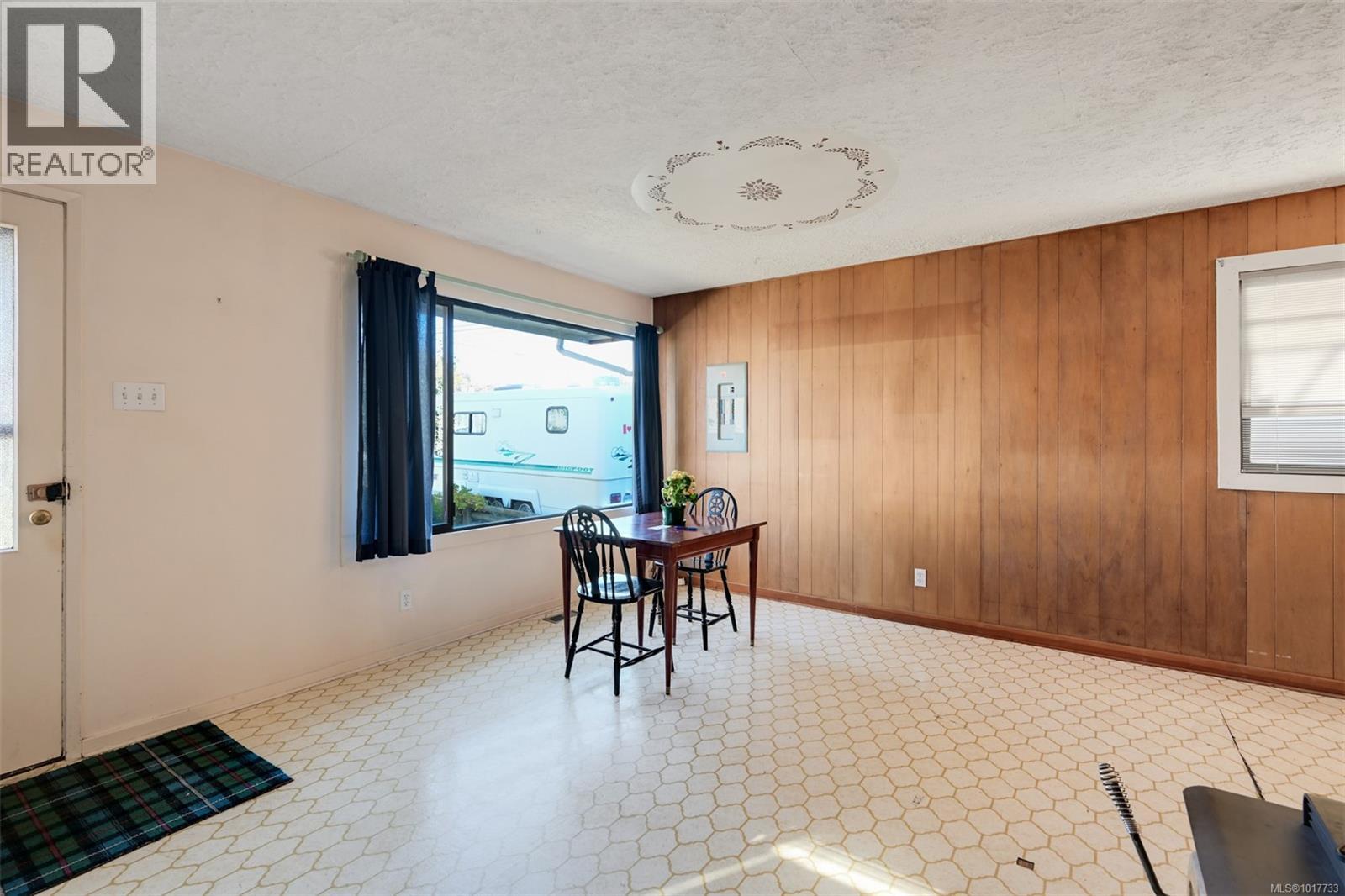  2336 Howard Street, Victoria