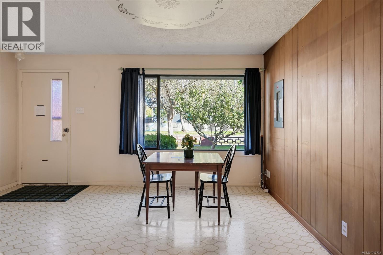  2336 Howard Street, Victoria