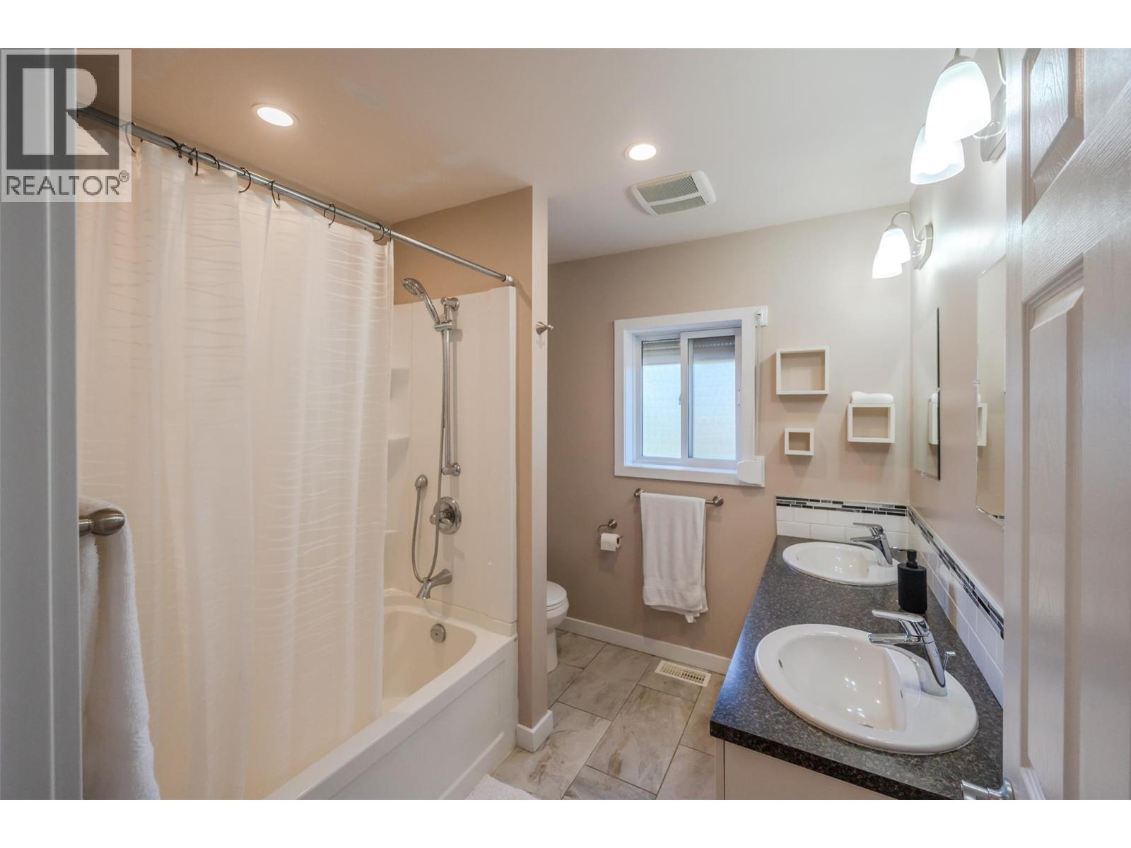  2864 Arawana Road, Naramata