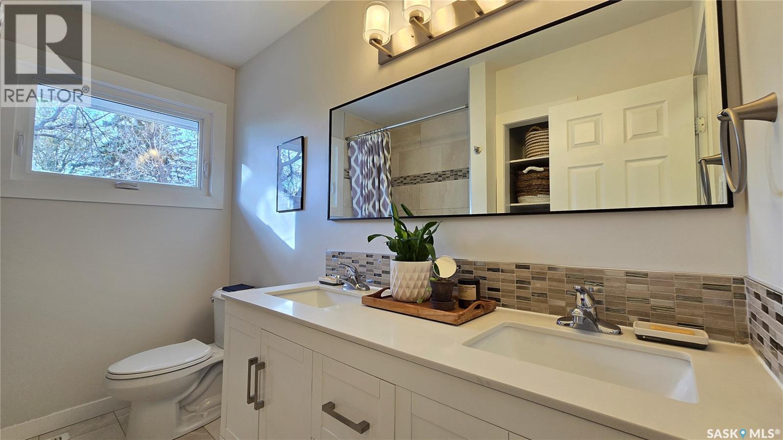 Single Family House Bungalow for Sale in  DEMARCO DRIVE Regina 