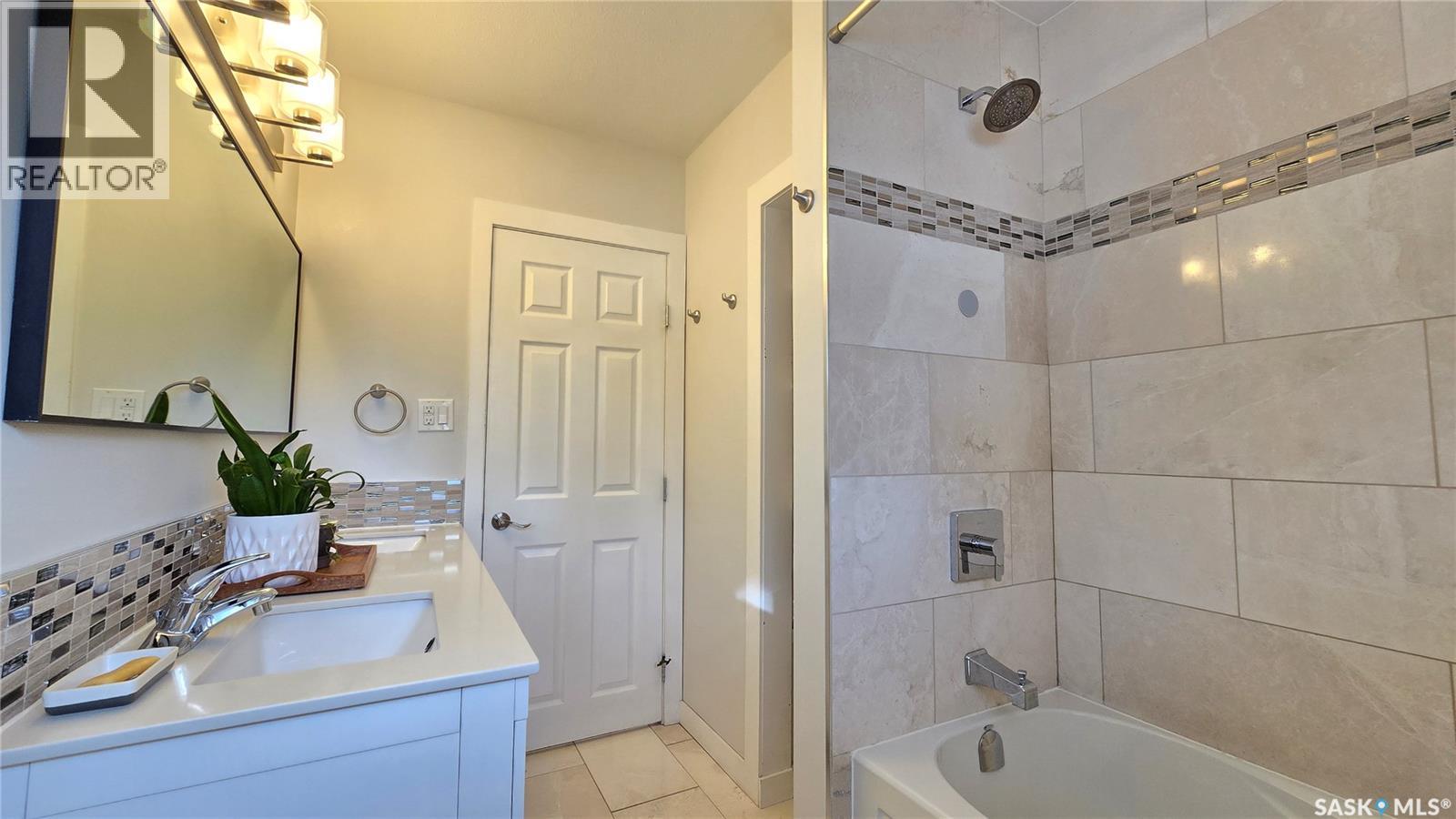 Single Family House Bungalow for Sale in  DEMARCO DRIVE Regina 