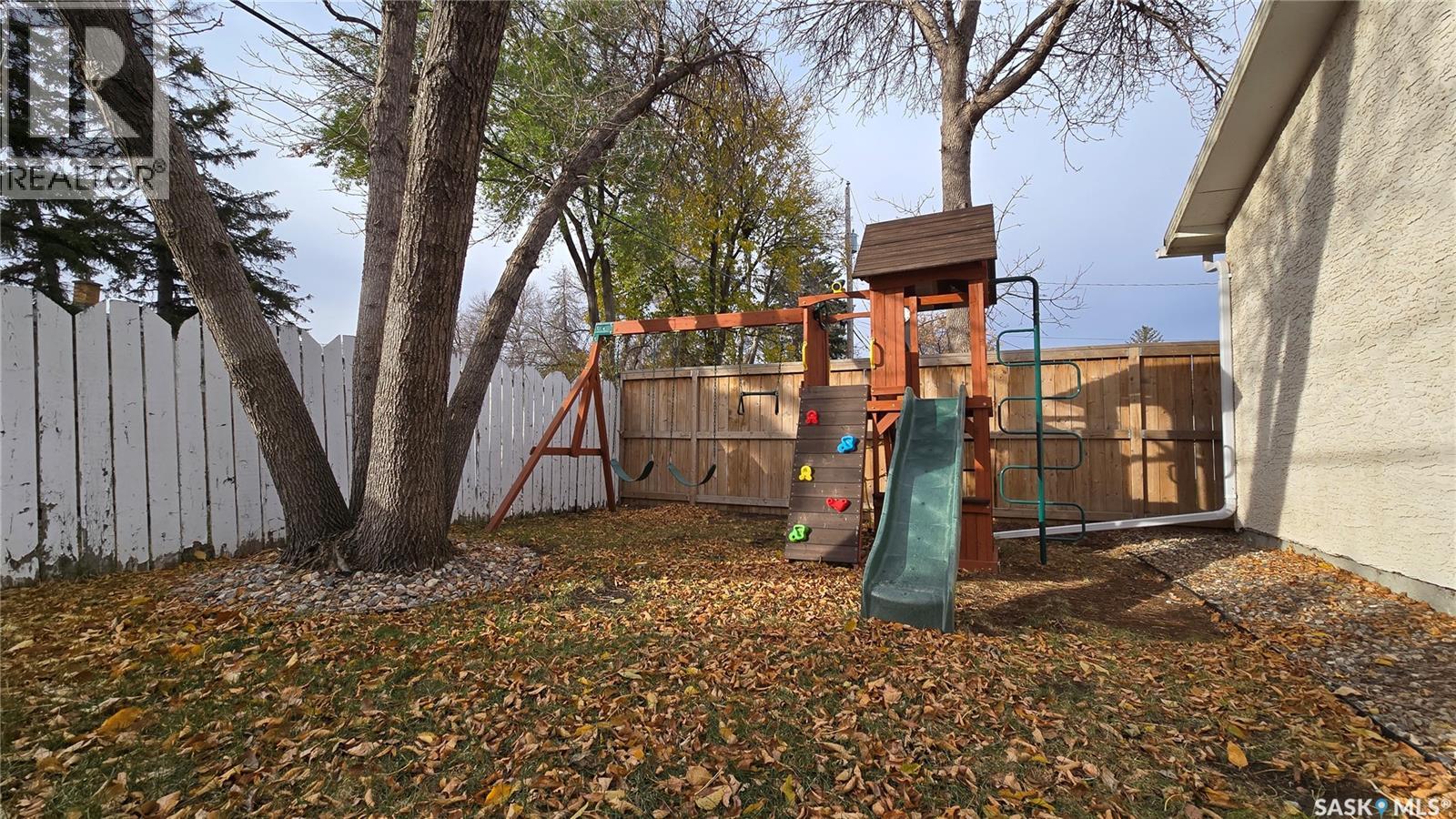 Single Family House Bungalow for Sale in  DEMARCO DRIVE Regina 