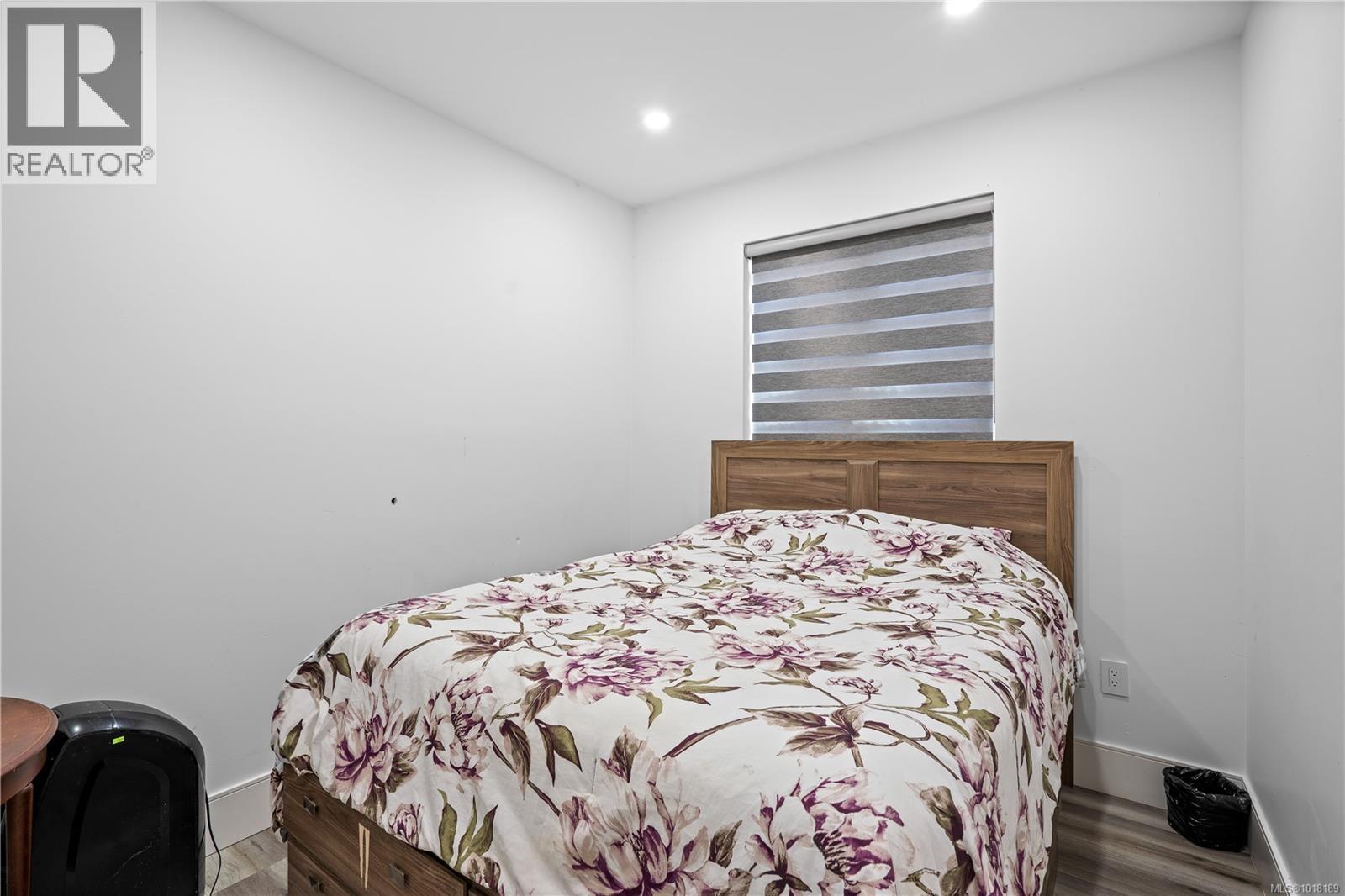  146 Cadillac Avenue, Saanich