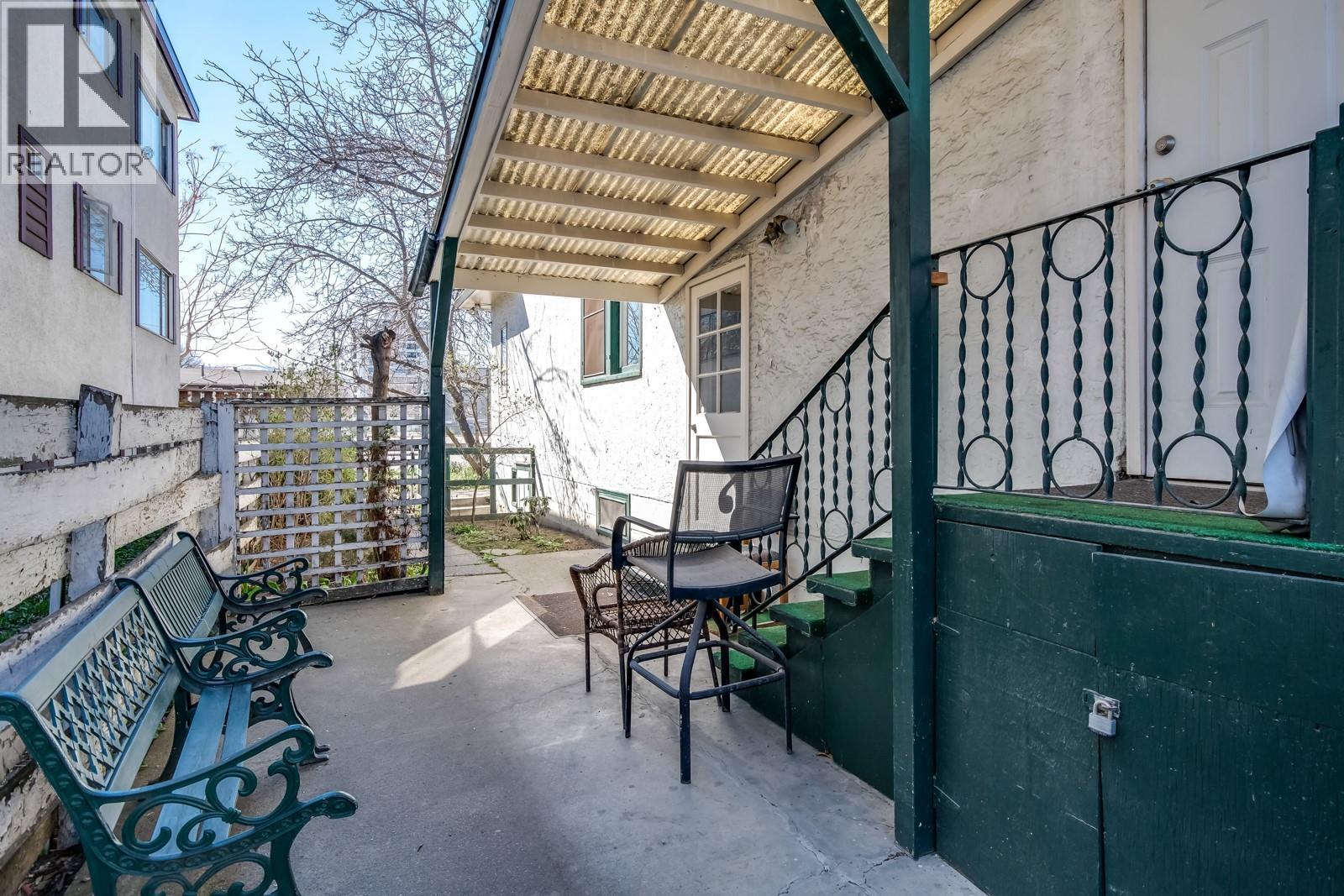  730 Bernard Avenue, Kelowna