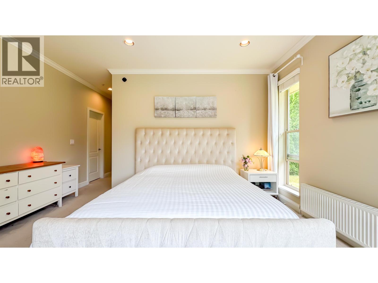 158 STONEGATE DRIVE, West Vancouver