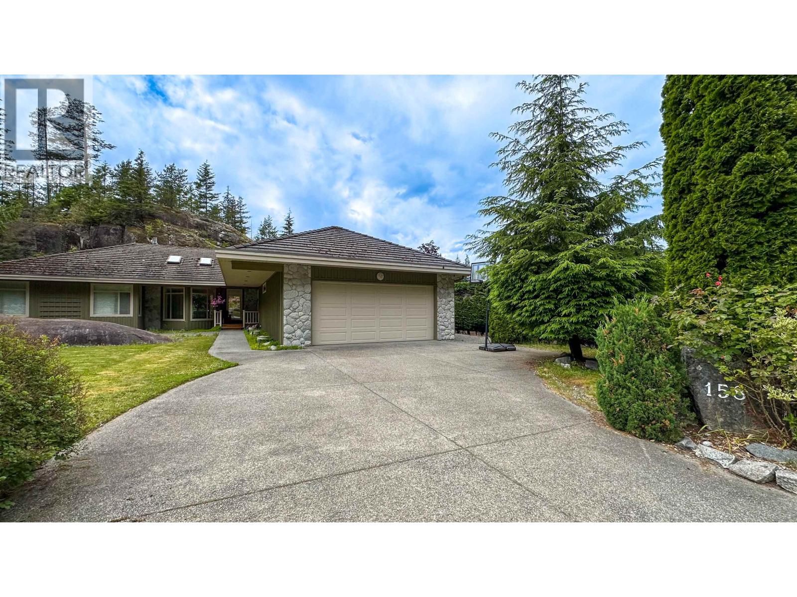 158 STONEGATE DRIVE, West Vancouver