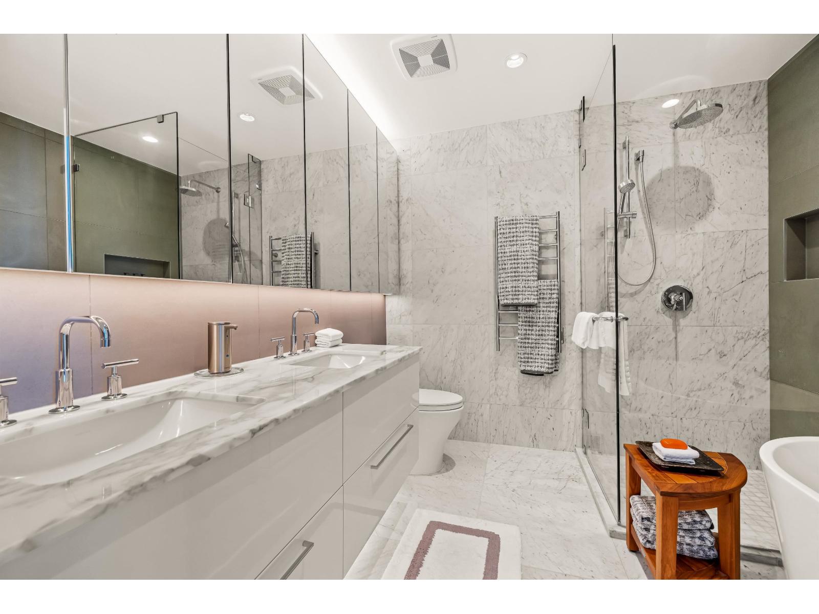 1804 1501 FOSTER STREET, White Rock