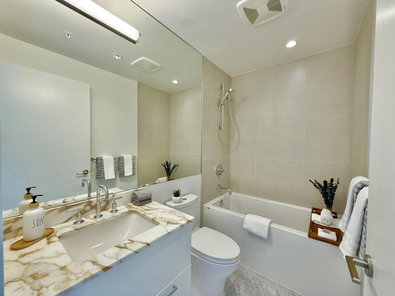 1804 1501 FOSTER STREET, White Rock