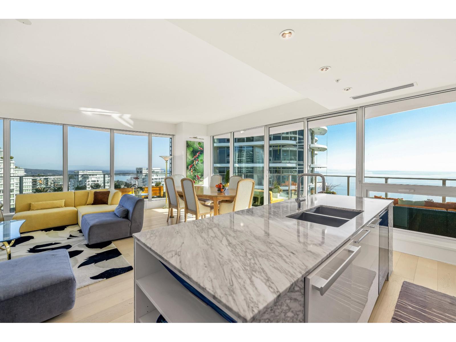 1804 1501 FOSTER STREET, White Rock