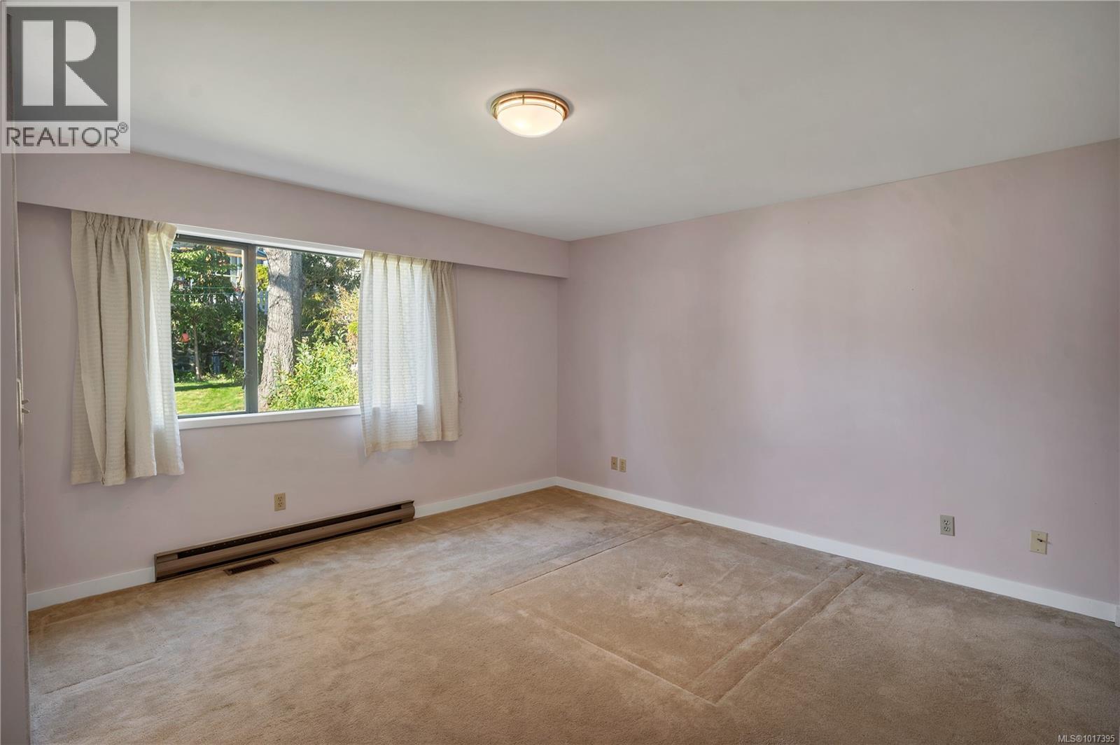 2946 Island Hwy S, Campbell River