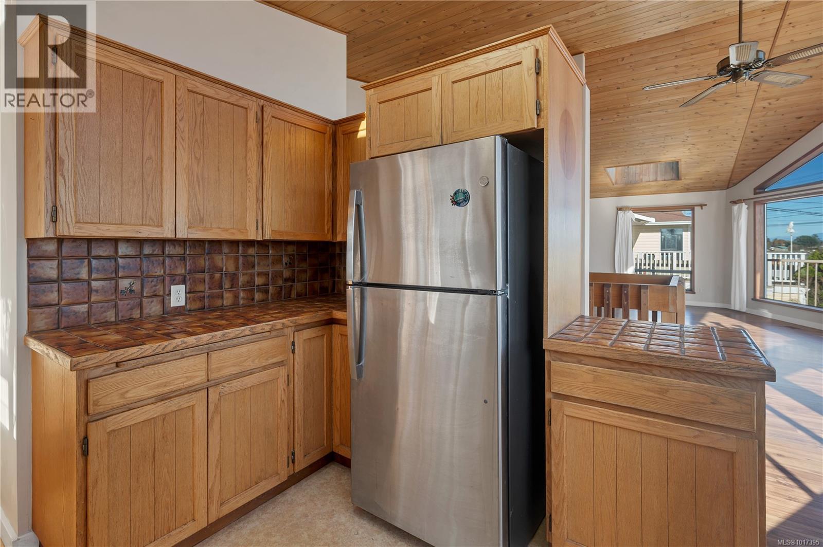 2946 Island Hwy S, Campbell River