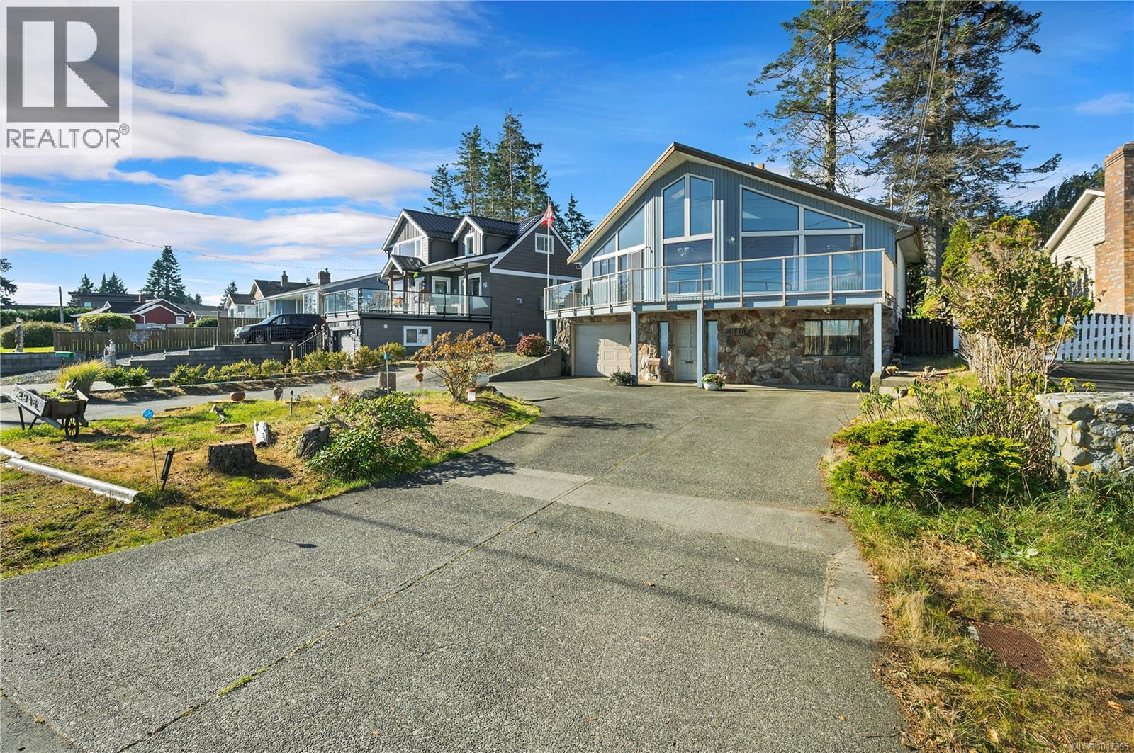 2946 Island Hwy S, Campbell River