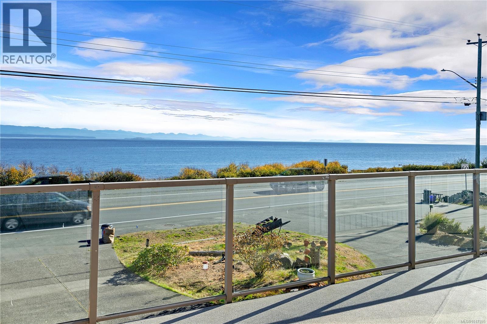 2946 Island Hwy S, Campbell River