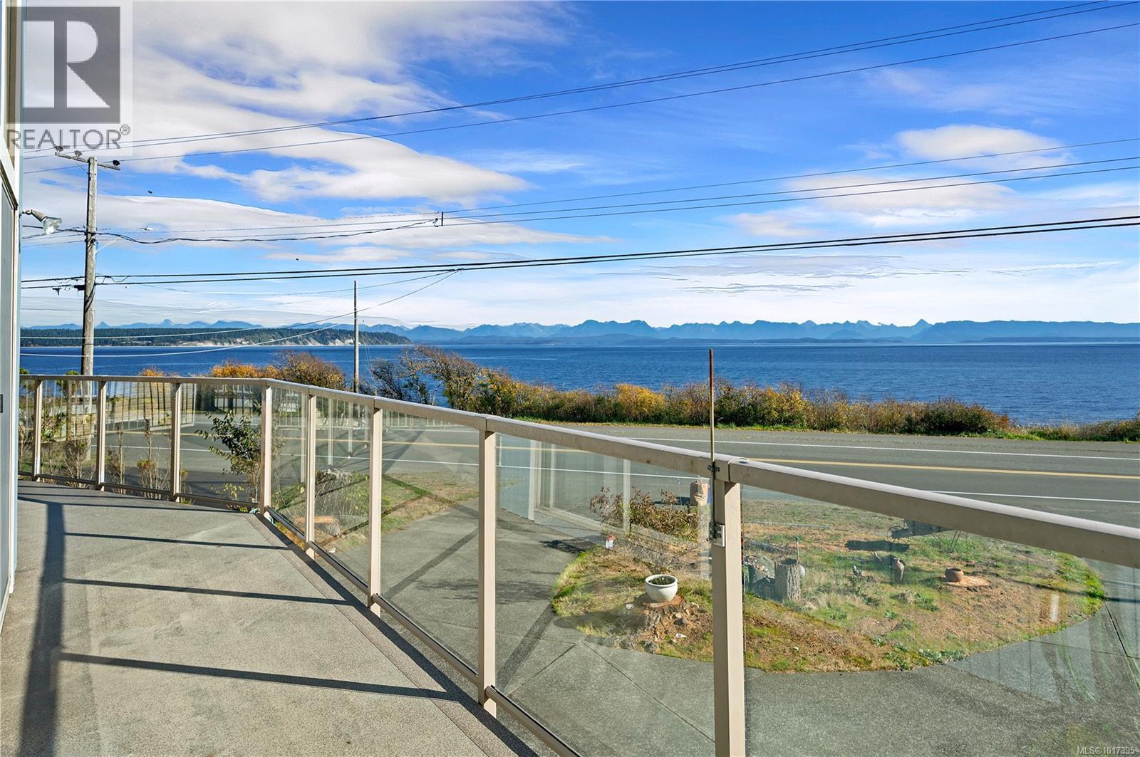 2946 Island Hwy S, Campbell River