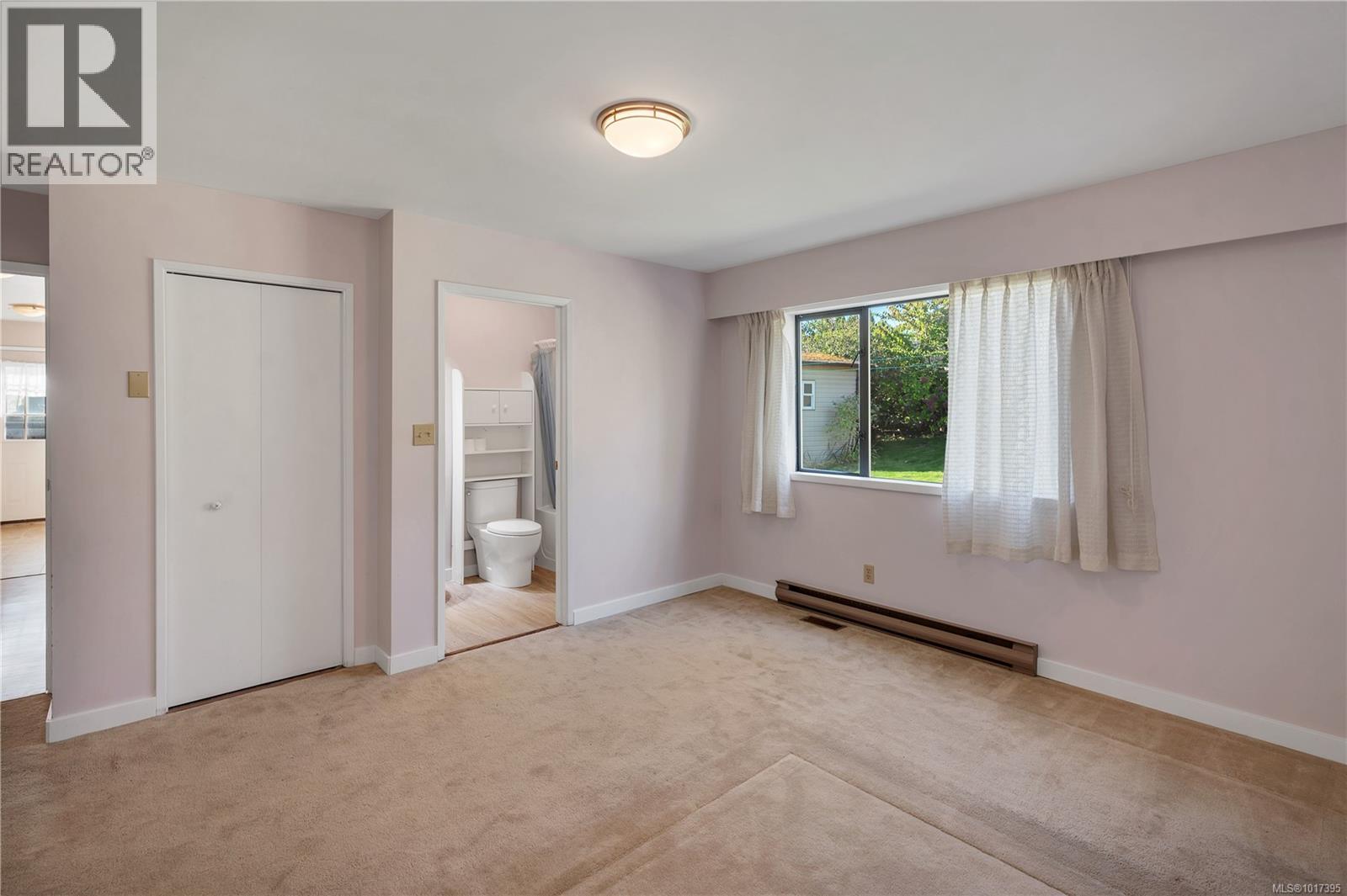 2946 Island Hwy S, Campbell River