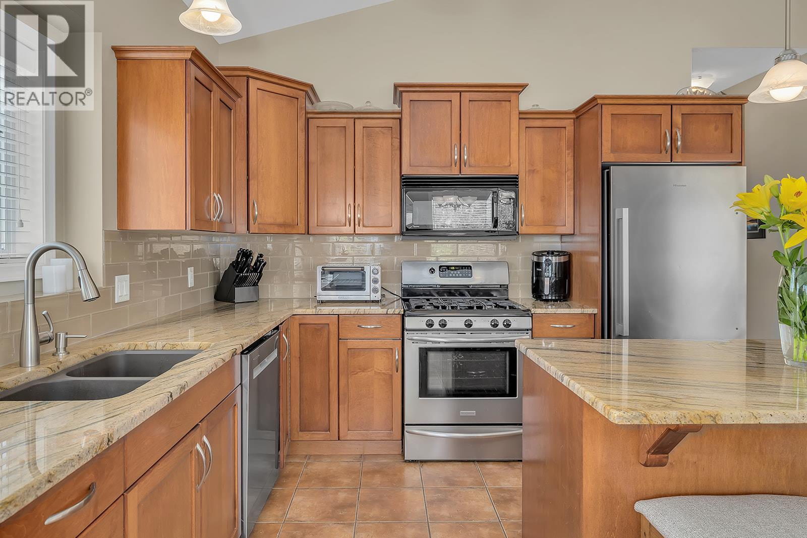  2040 Spyglass Way, West Kelowna