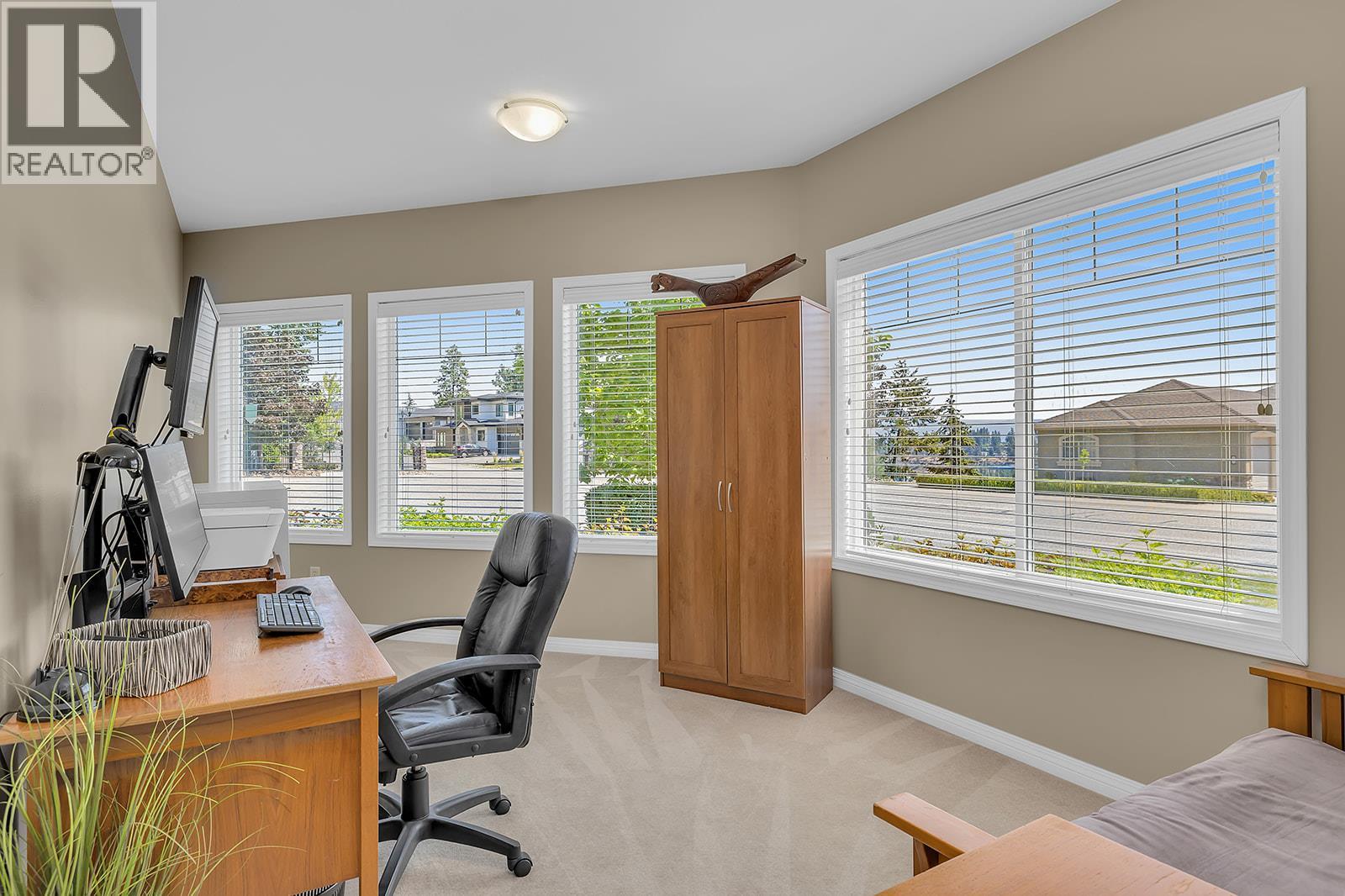  2040 Spyglass Way, West Kelowna