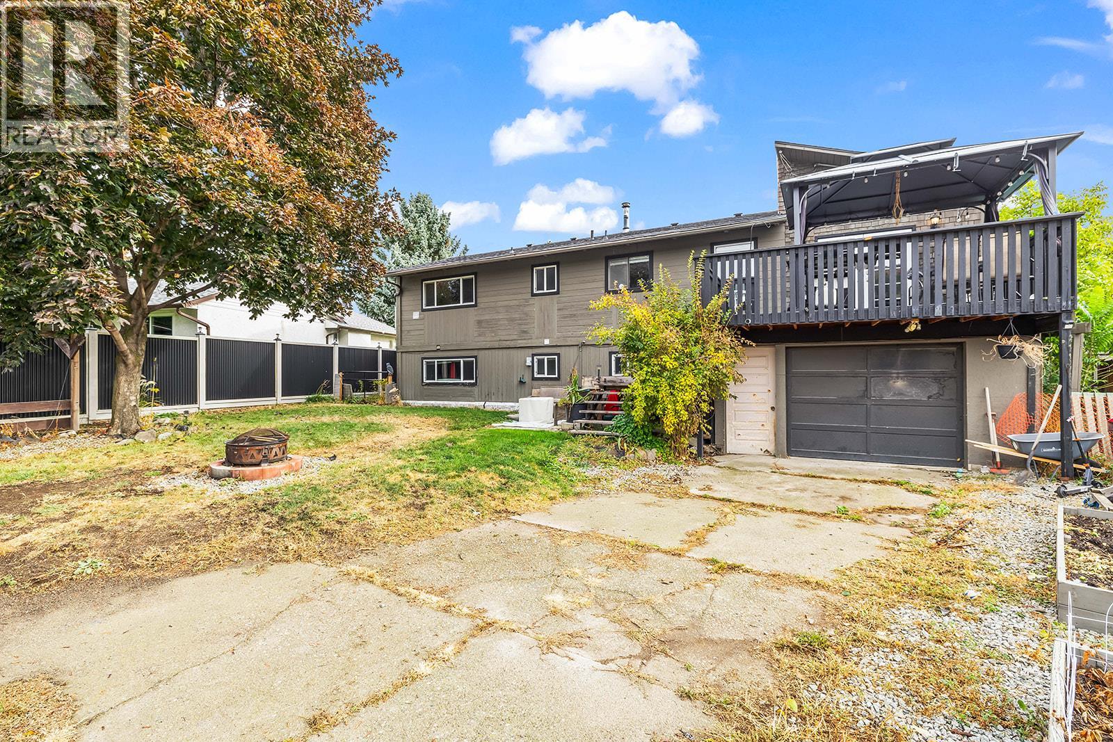  3616 Granada Crescent, West Kelowna