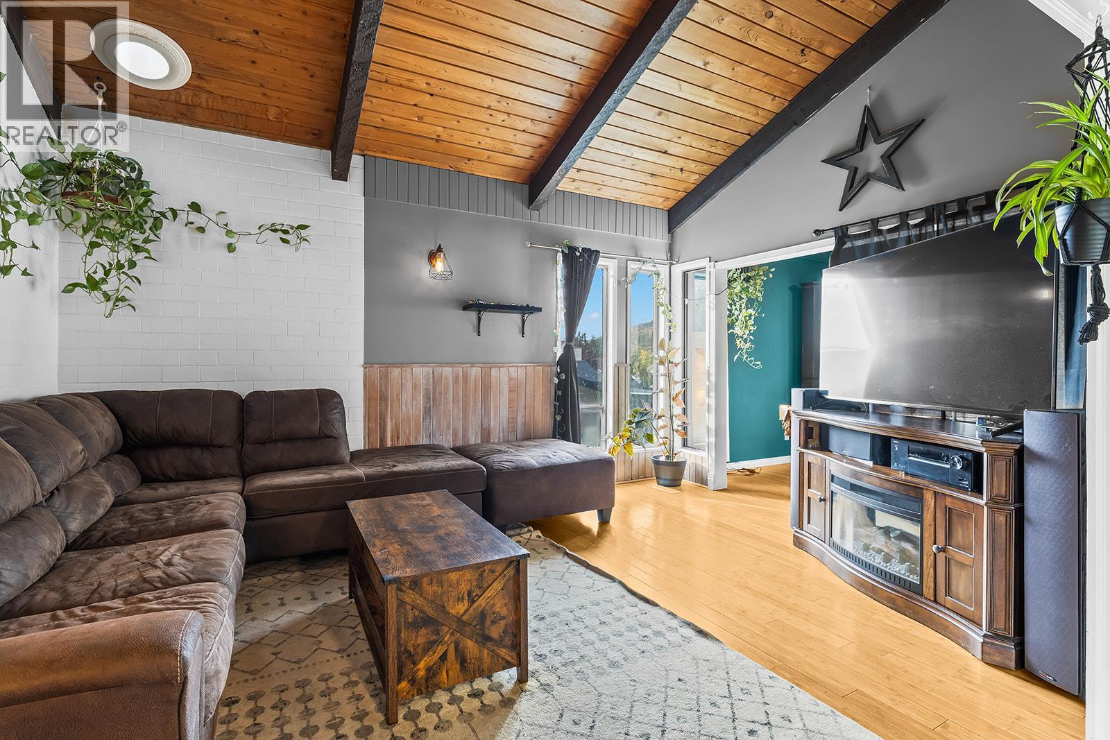  3616 Granada Crescent, West Kelowna