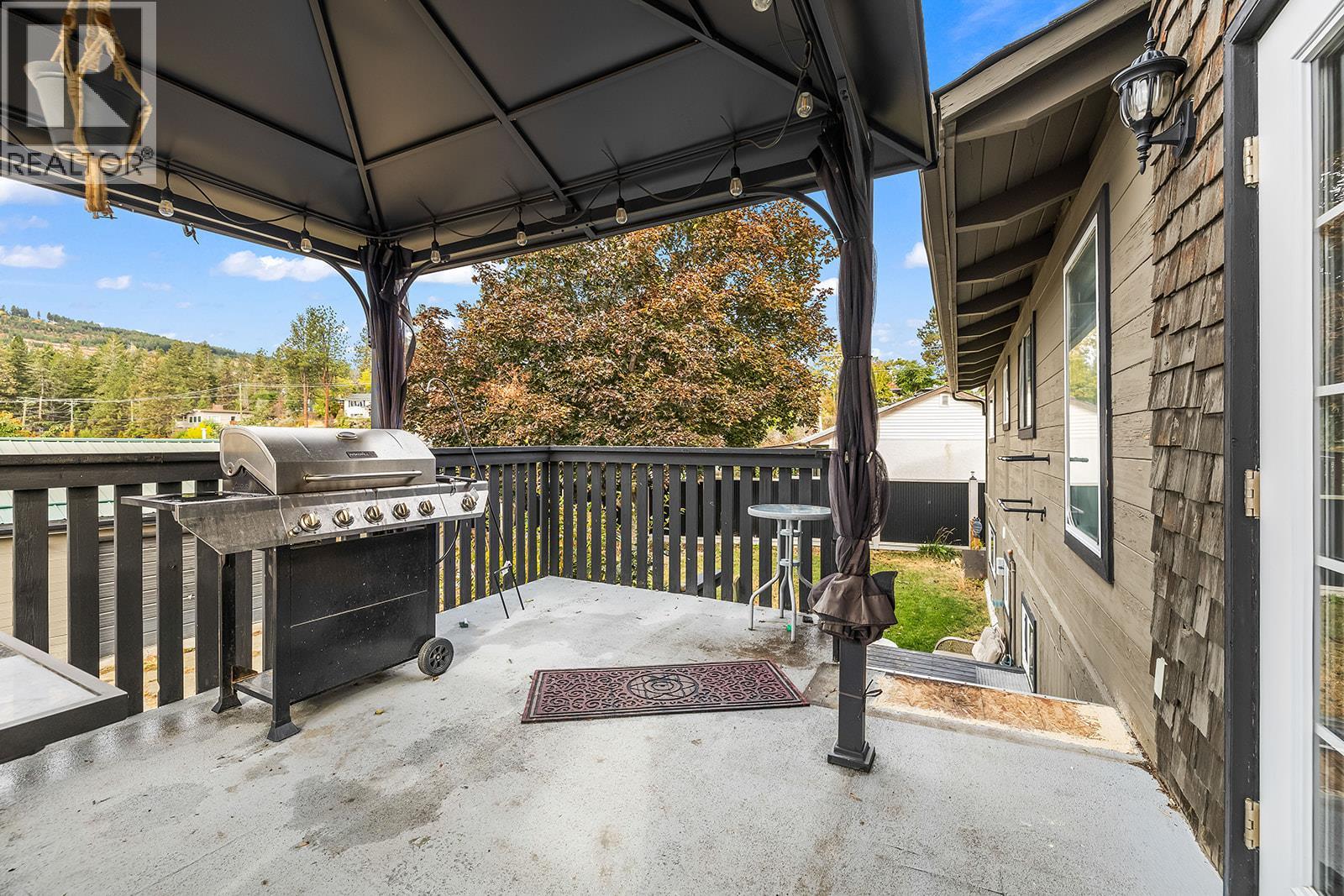  3616 Granada Crescent, West Kelowna